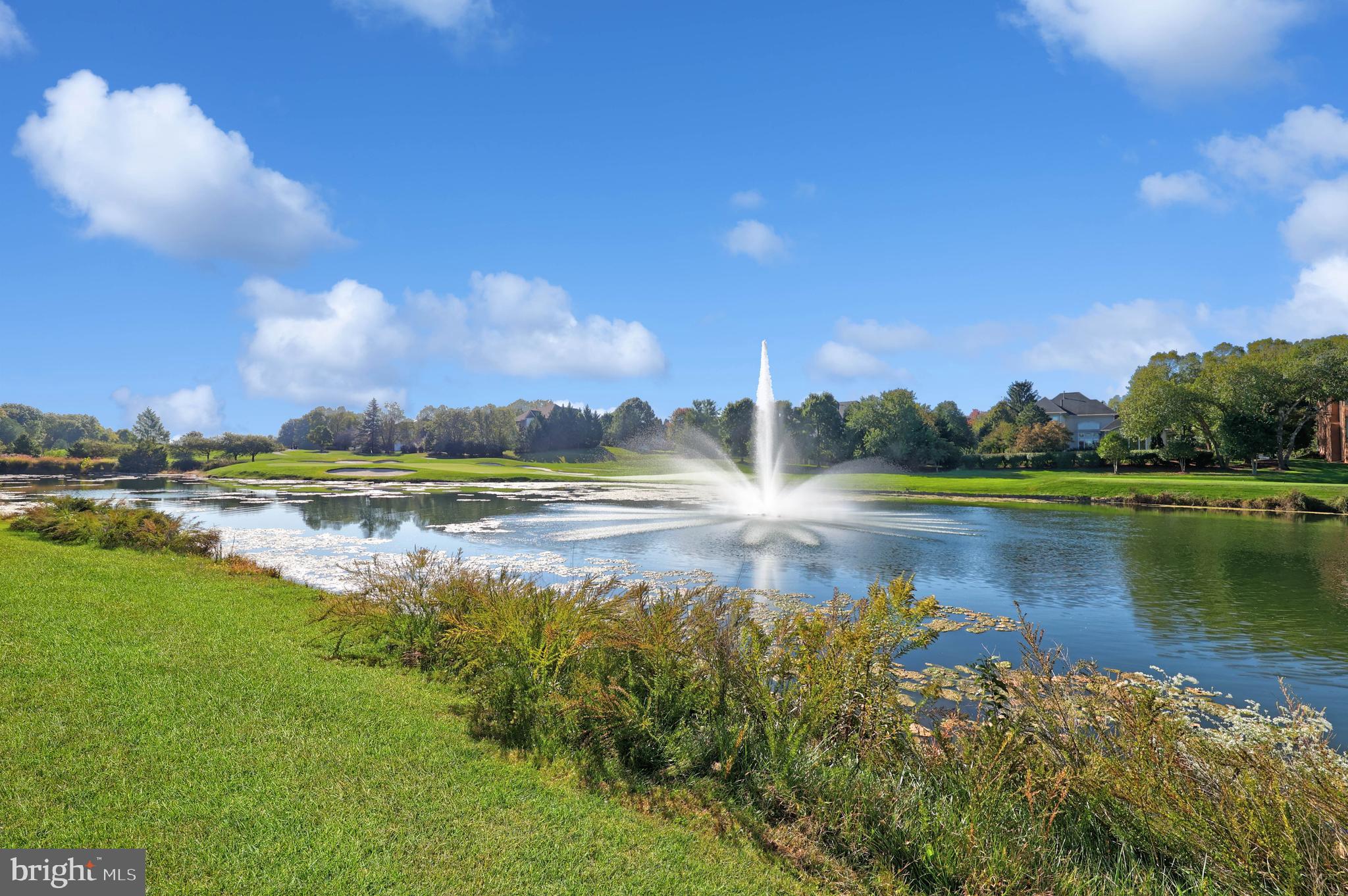 RIVER CREEK - Residential