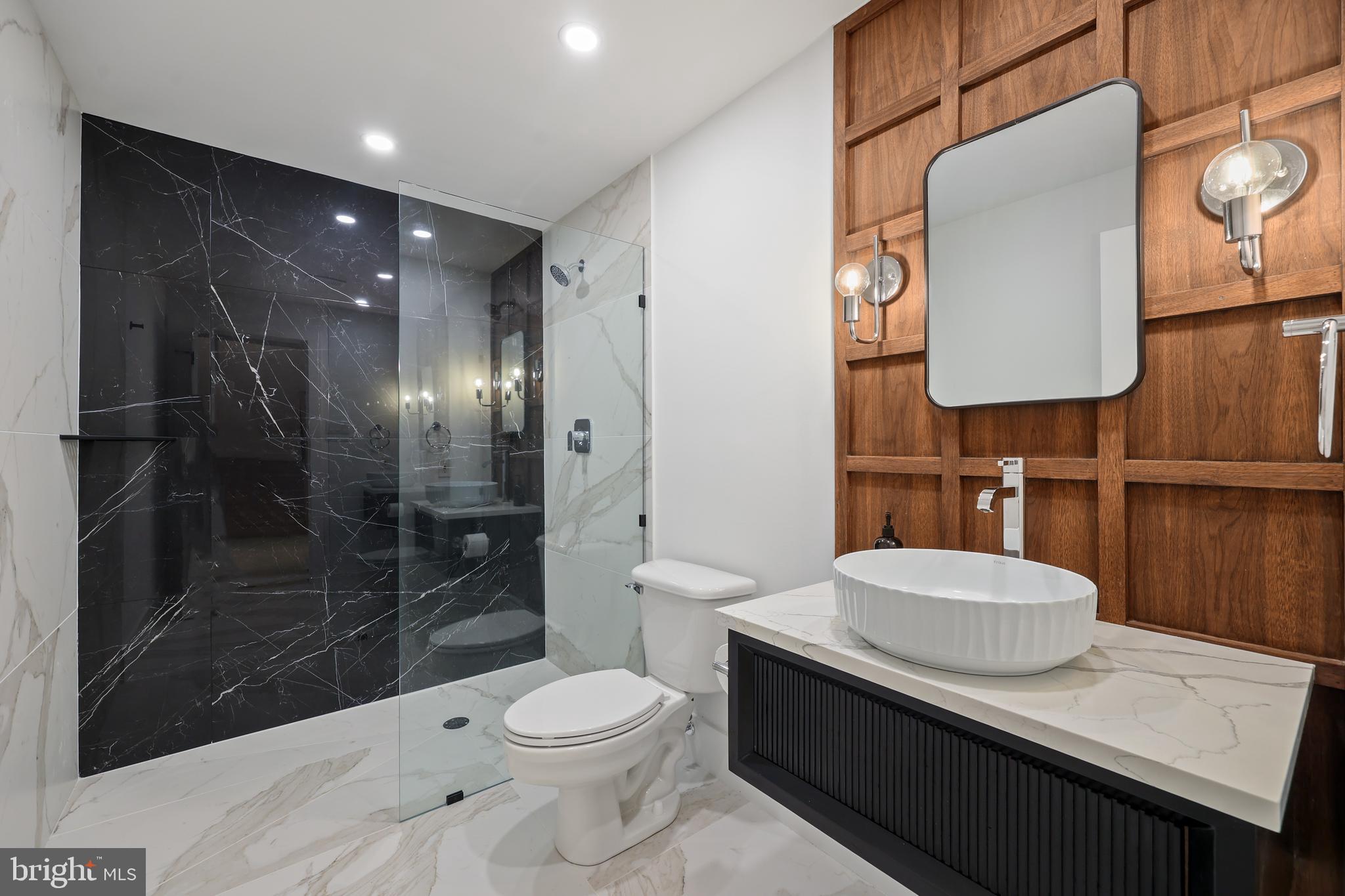 RIVER CREEK - Residential