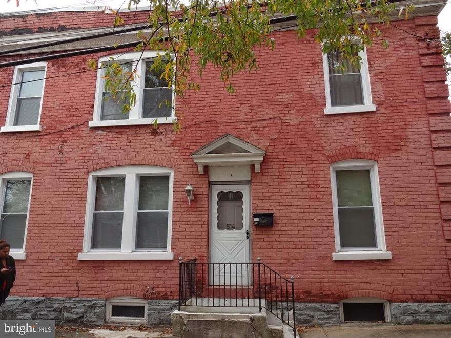 Fantastic value for this large 3 bedroom Lancaster city home that's priced to sell!  Updates including a new furnace, new water heater, and new double pane windows highlight how great an investment this home is!  Schedule a showing while it lasts!