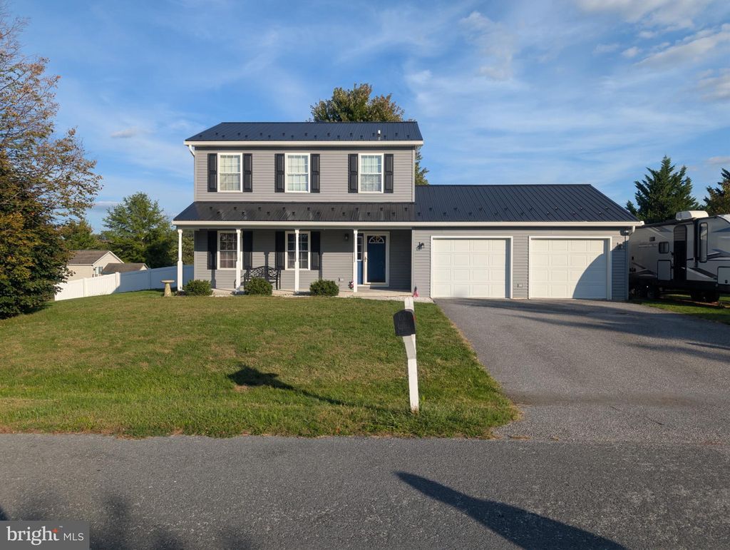 Photo of 162 Hampton Drive, CHAMBERSBURG, PA 17202 (MLS # PAFL2030470)