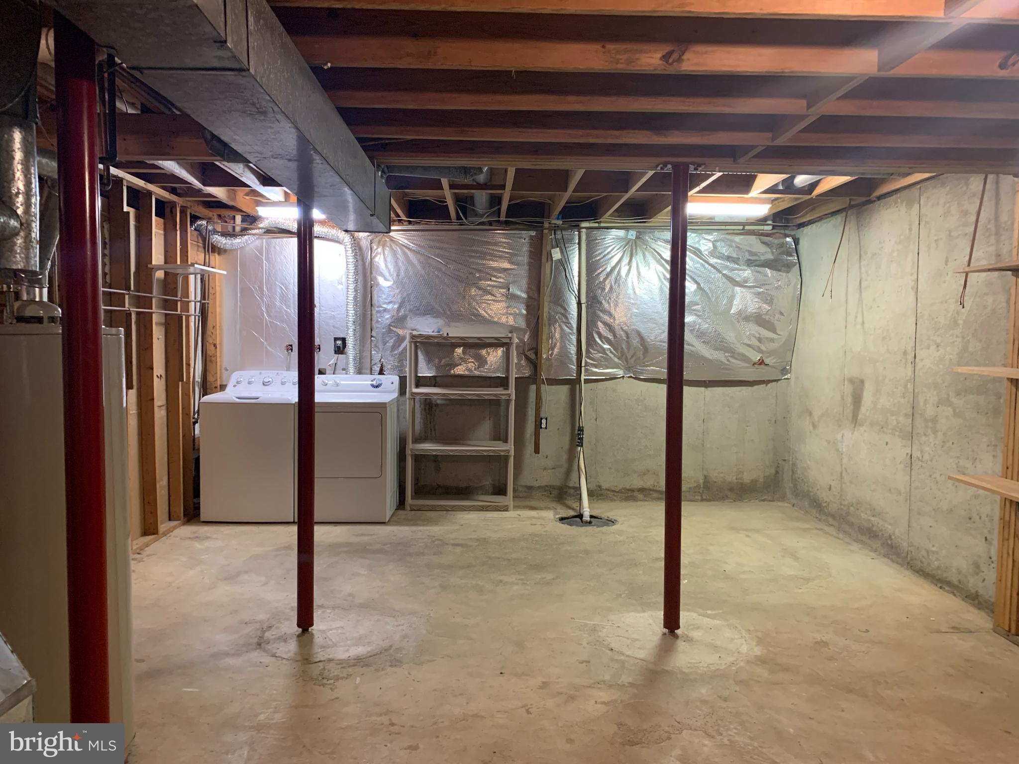 SIGNAL HILL - Residential Lease