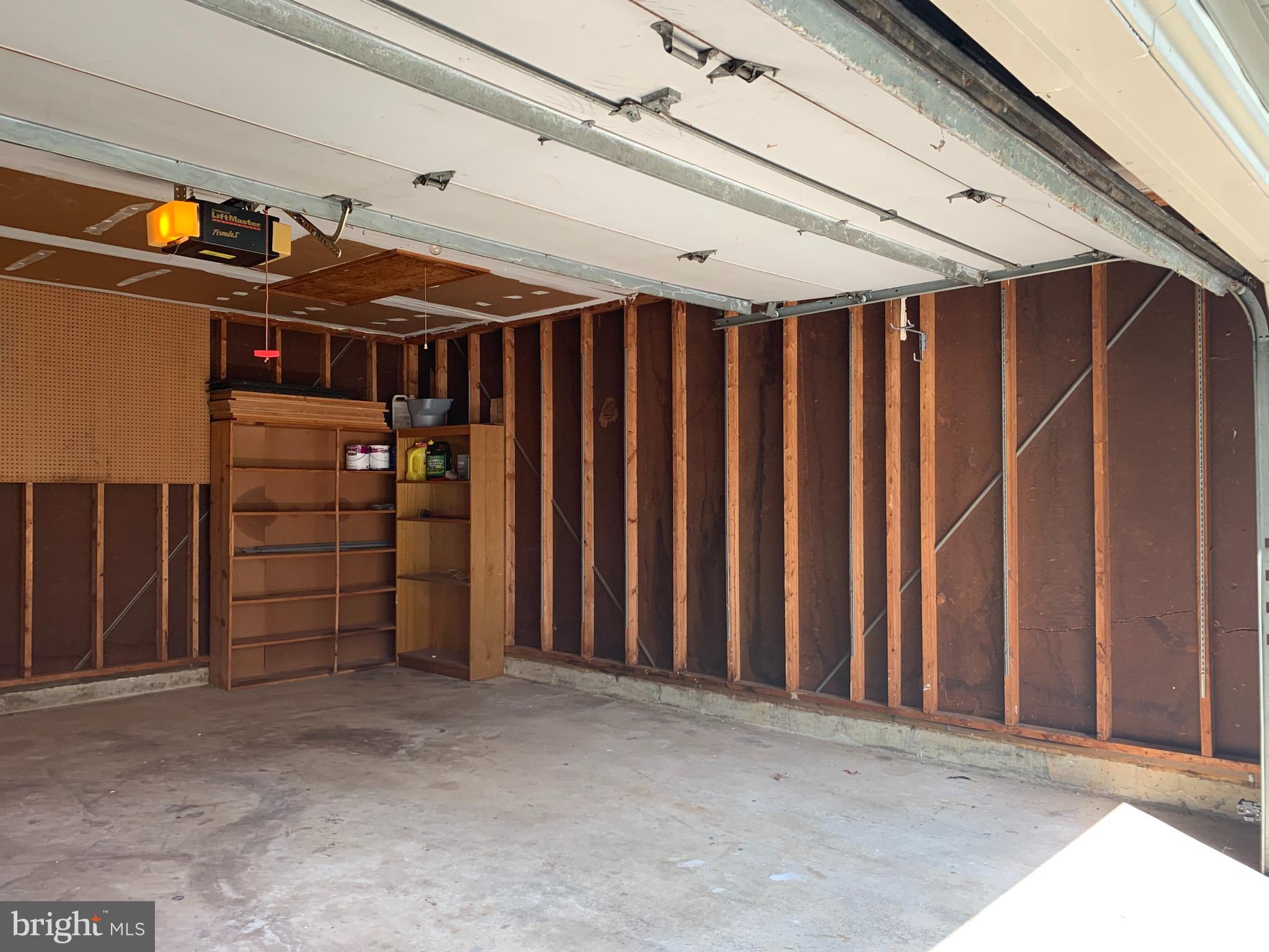 SIGNAL HILL - Residential Lease