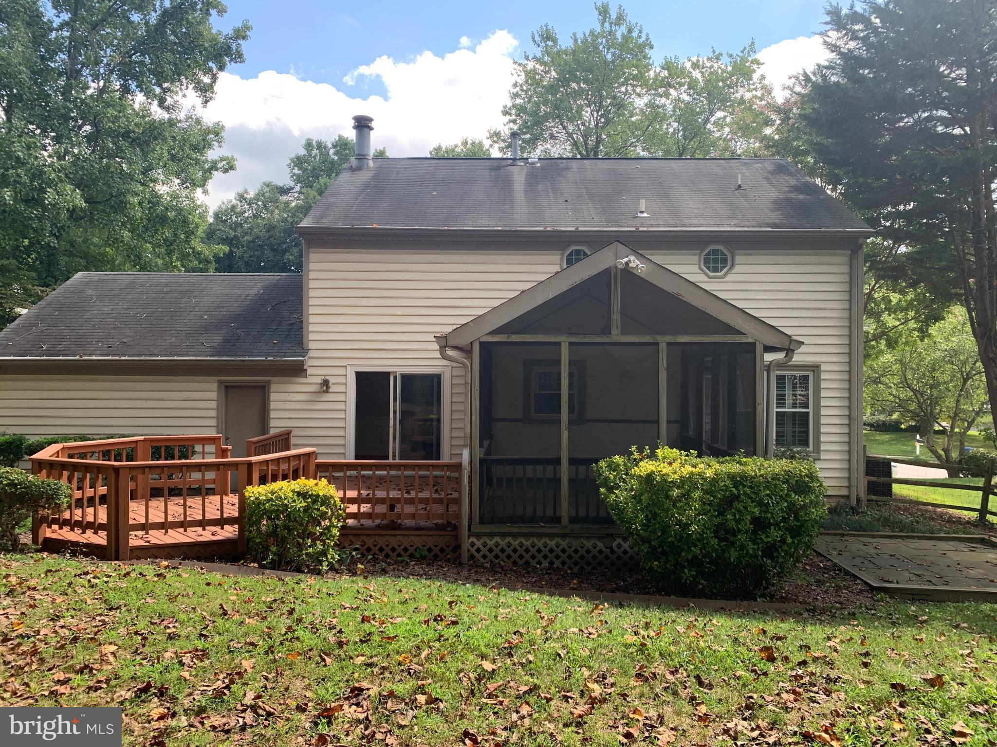 SIGNAL HILL - Residential Lease