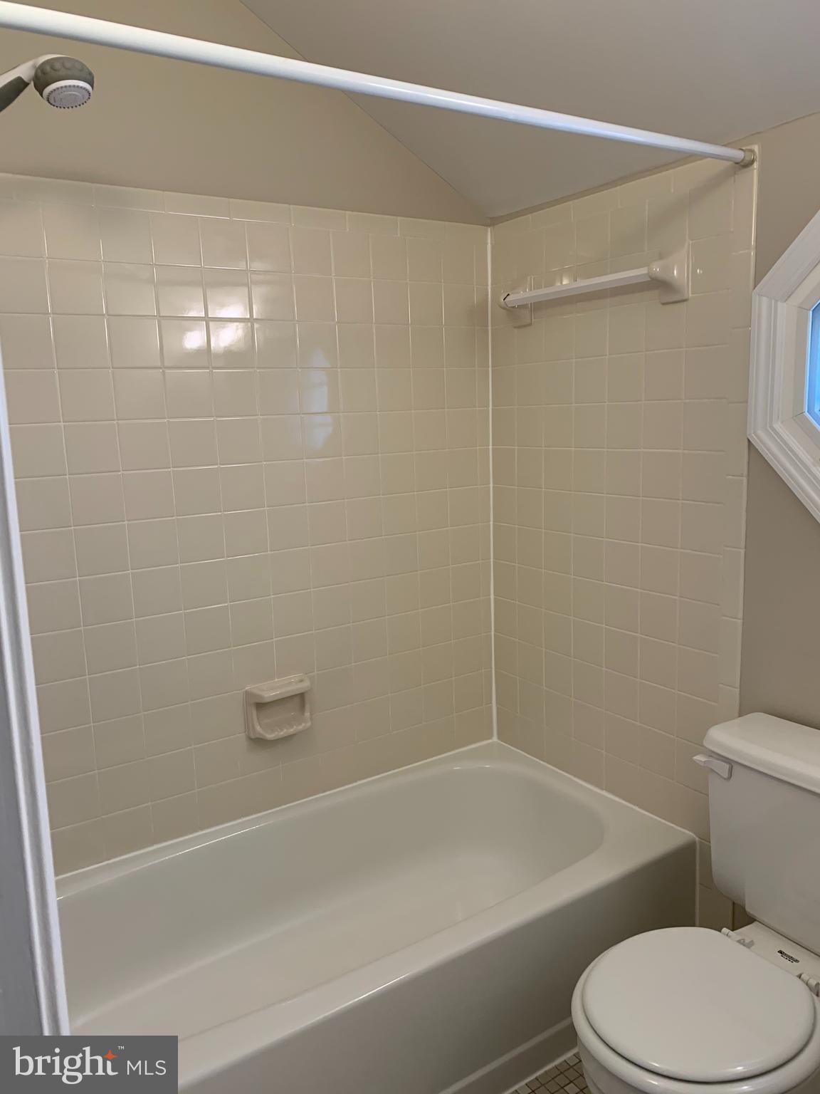 SIGNAL HILL - Residential Lease