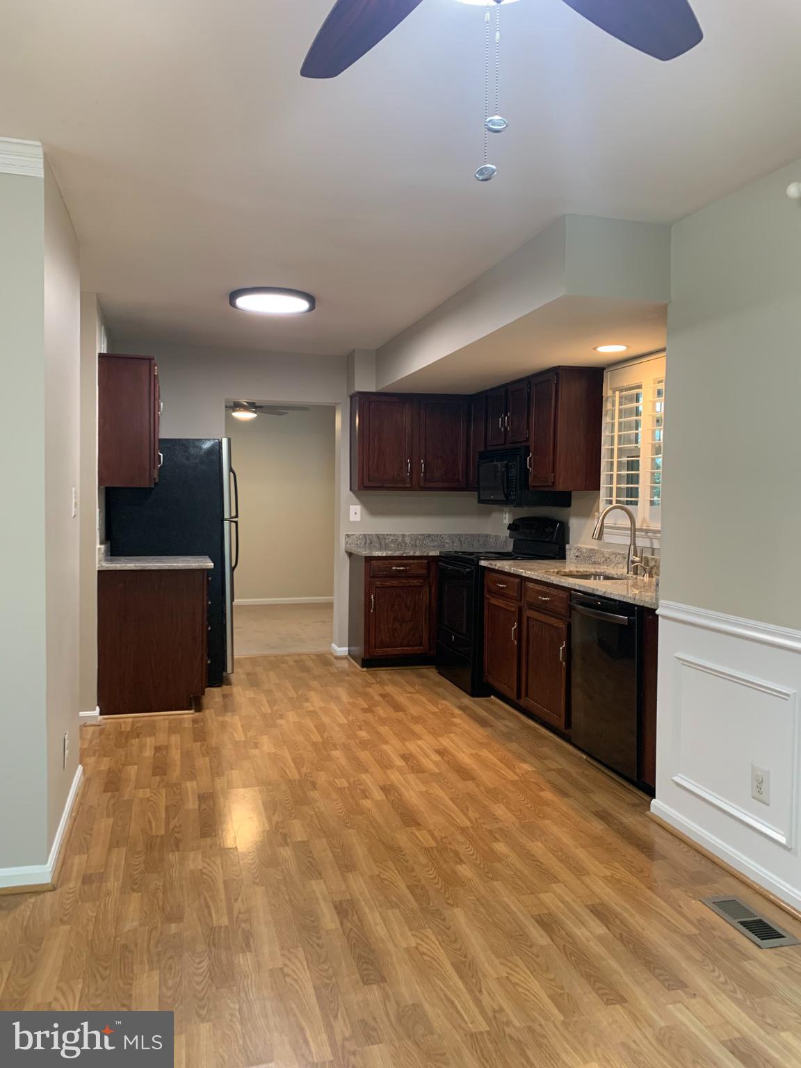 SIGNAL HILL - Residential Lease