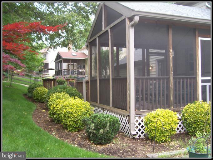 SIGNAL HILL - Residential Lease