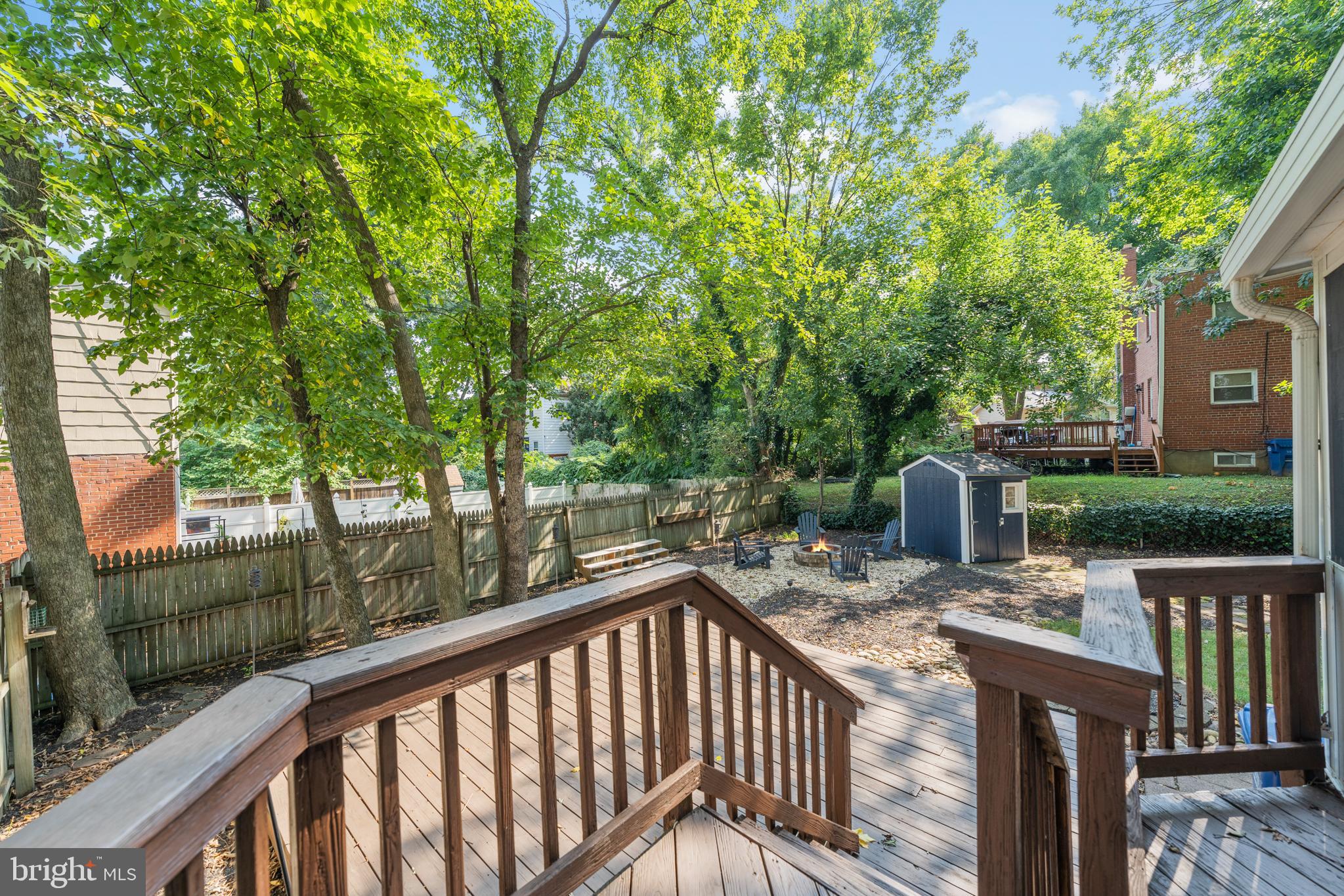 HUNTINGTON - Residential Lease