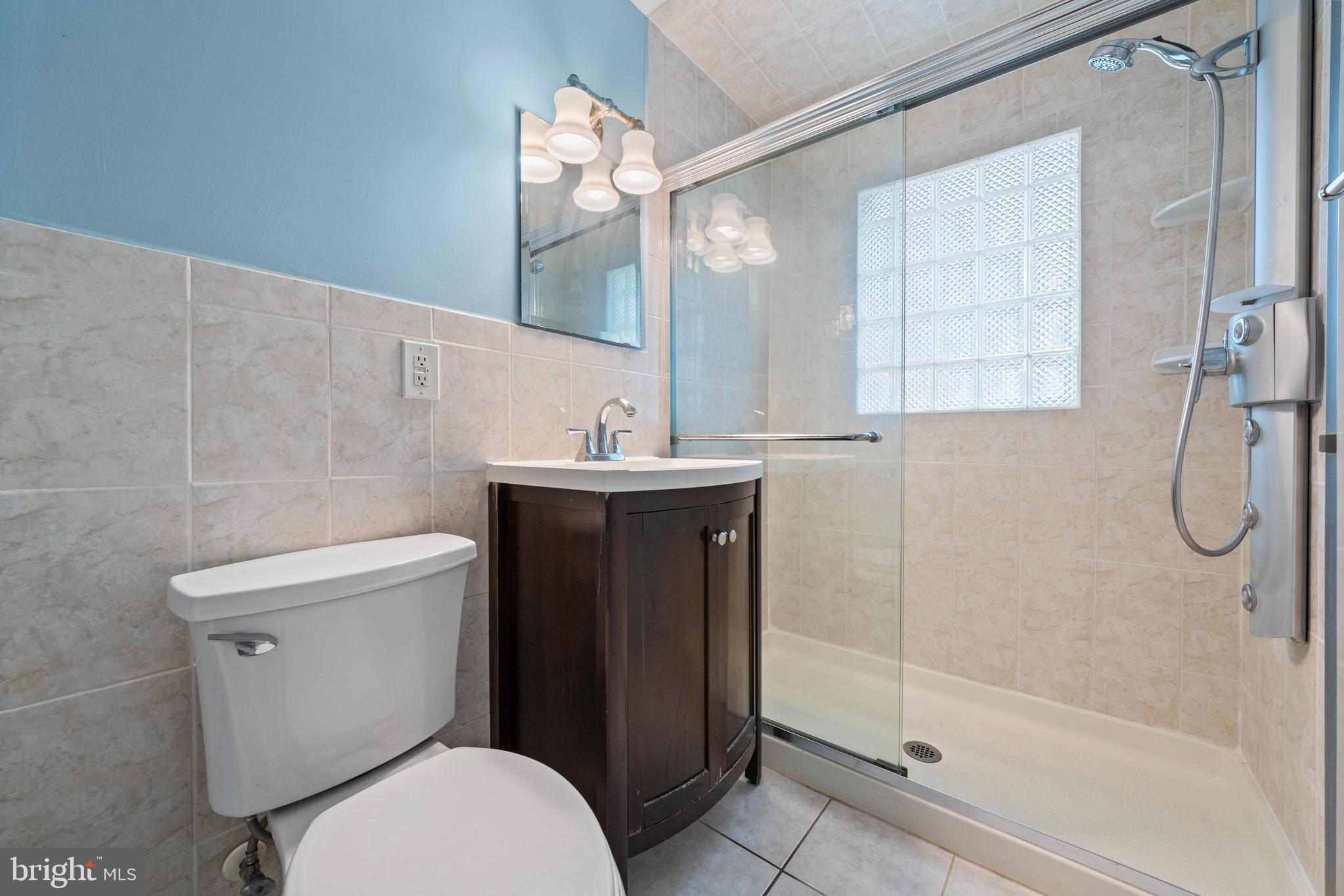 HUNTINGTON - Residential Lease