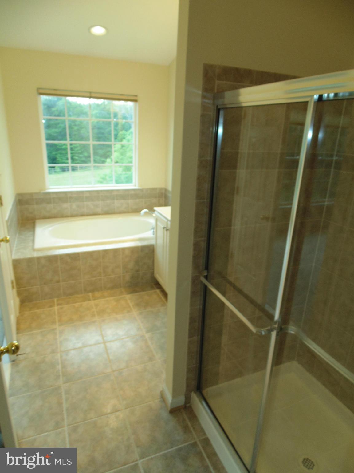 PINEY ORCHARD - Residential Lease