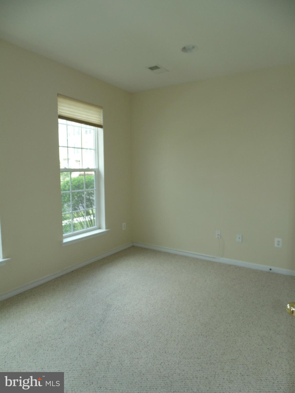 PINEY ORCHARD - Residential Lease