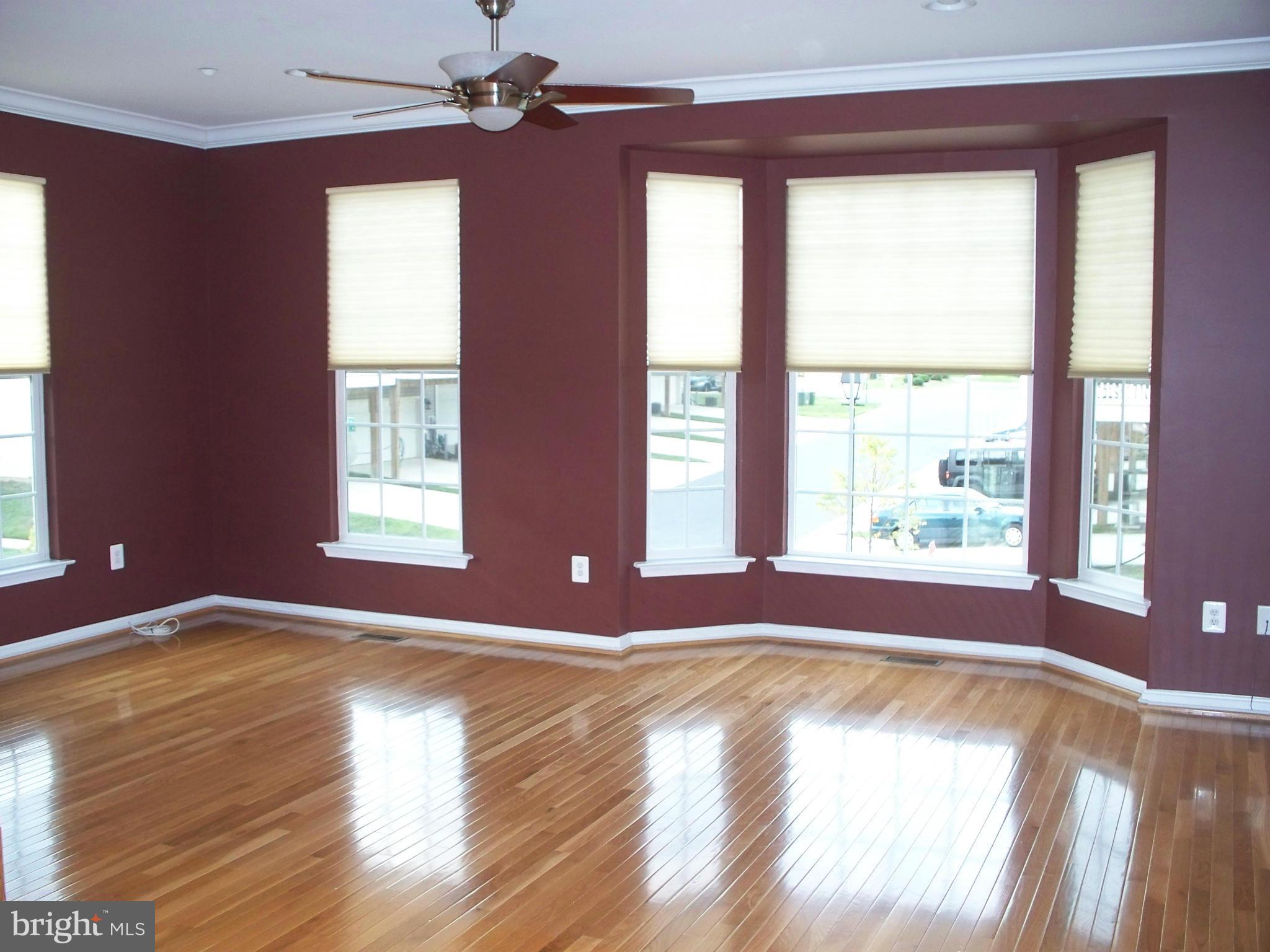 PINEY ORCHARD - Residential Lease