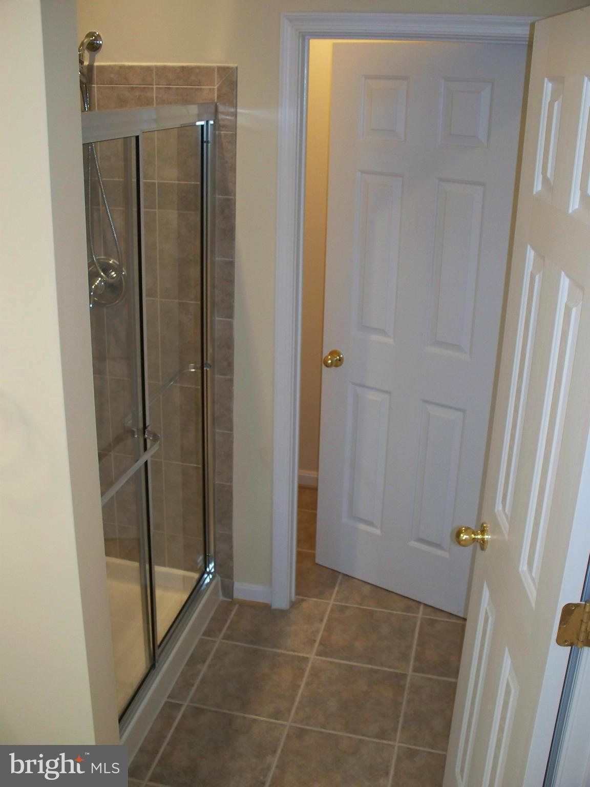 PINEY ORCHARD - Residential Lease