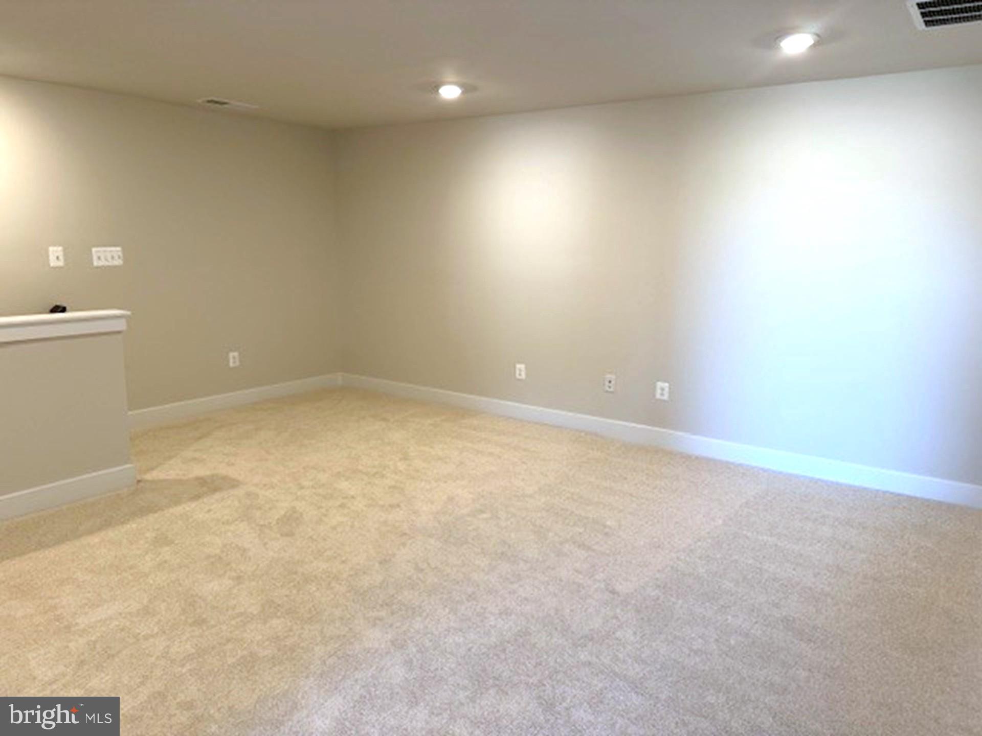 SILVER WOODS - Residential