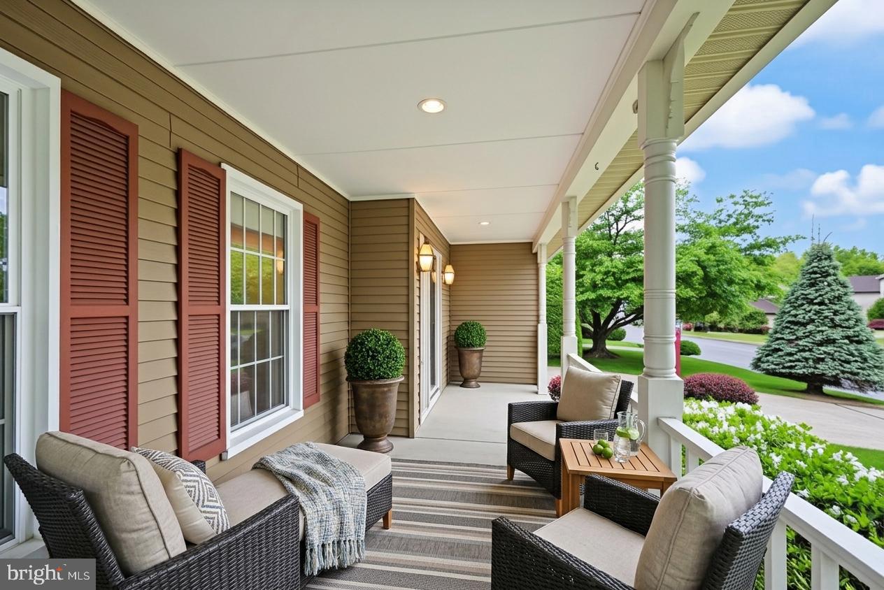 169 APPLEGATE DRIVE