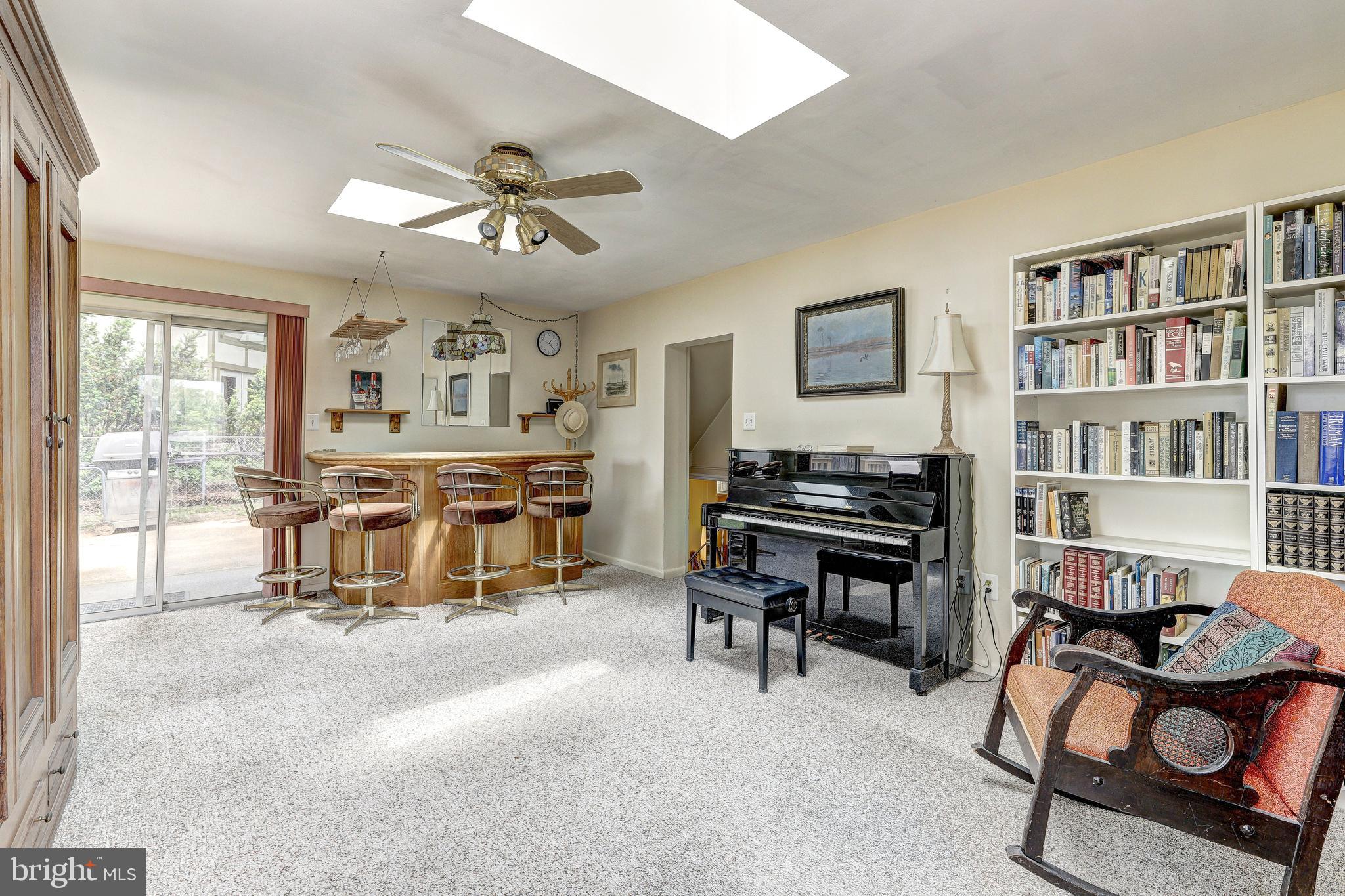 HOLLYWOOD - Residential