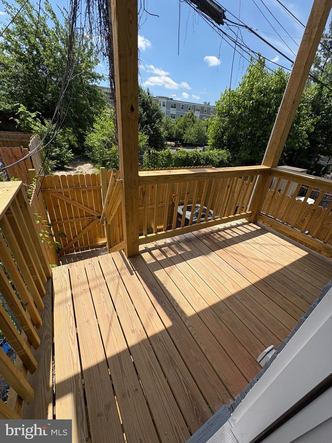OLIVER - Residential