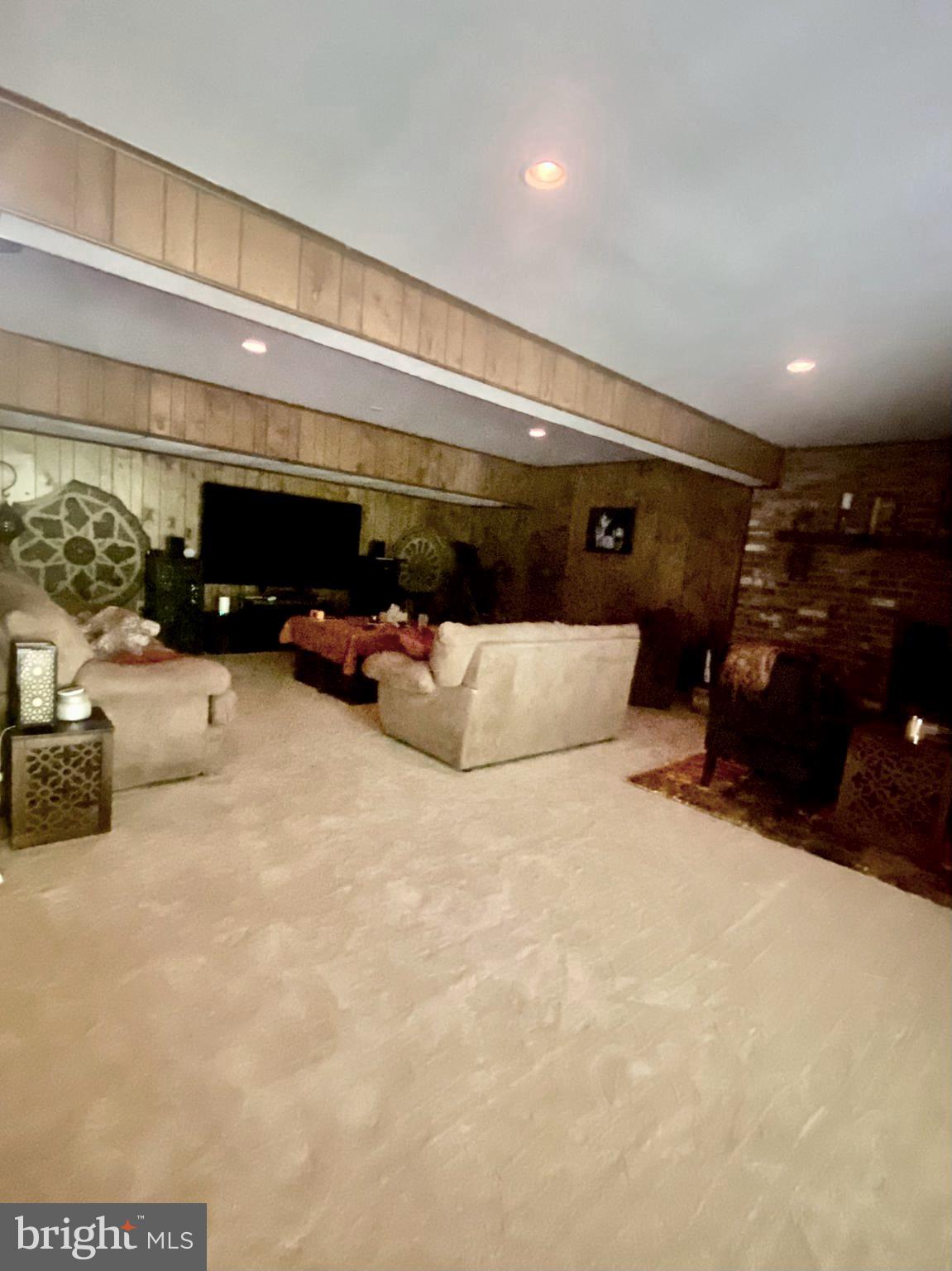 PEACHWOOD - Residential