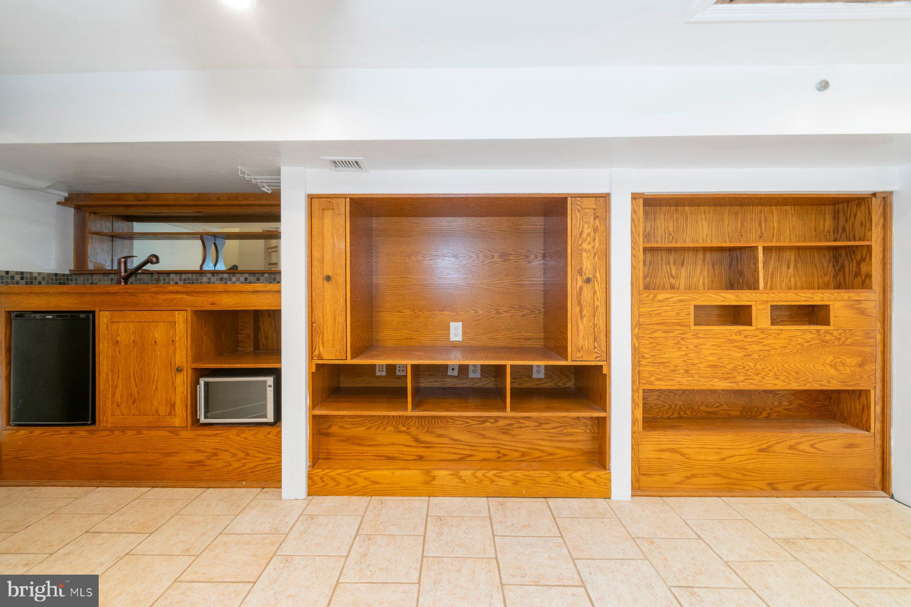 FEDERAL HILL HISTORIC DISTRICT - Residential Lease