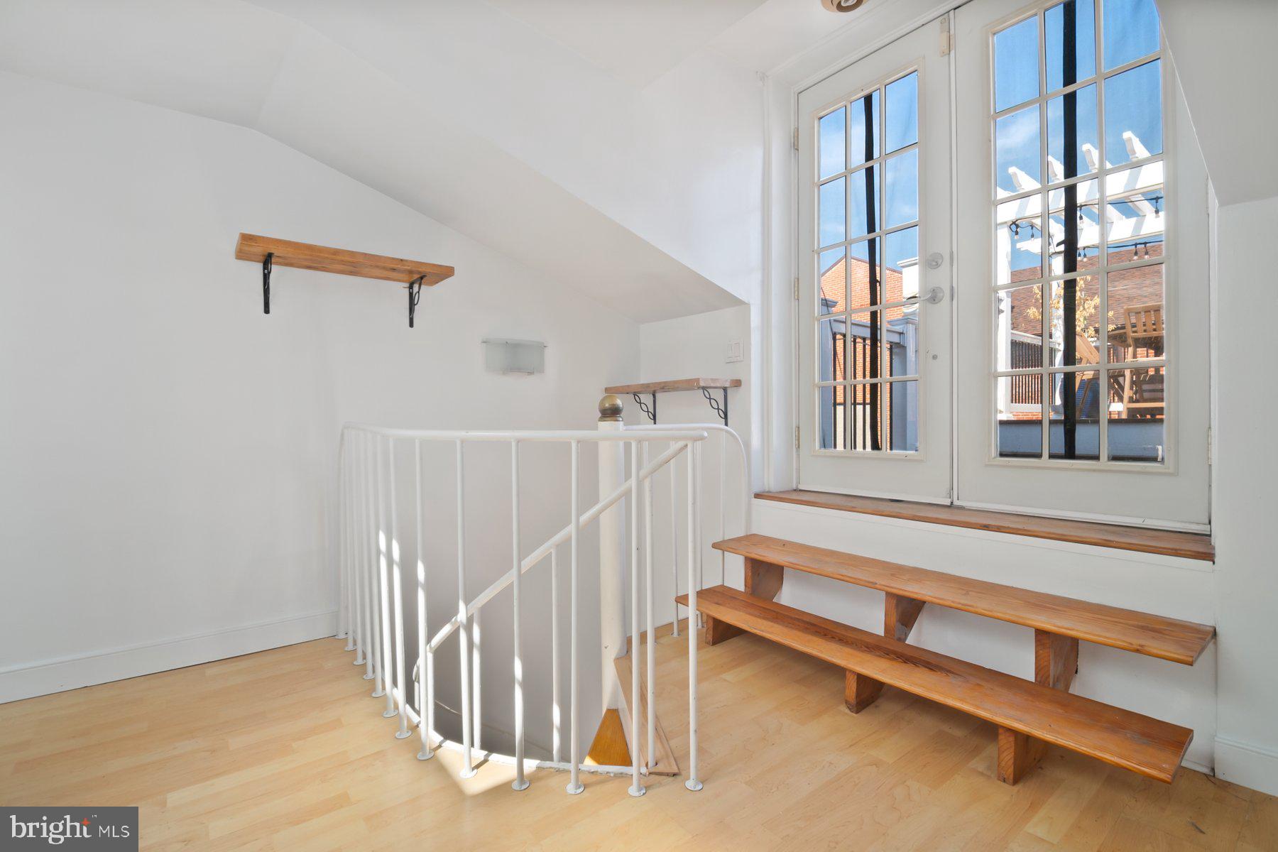 FEDERAL HILL HISTORIC DISTRICT - Residential Lease