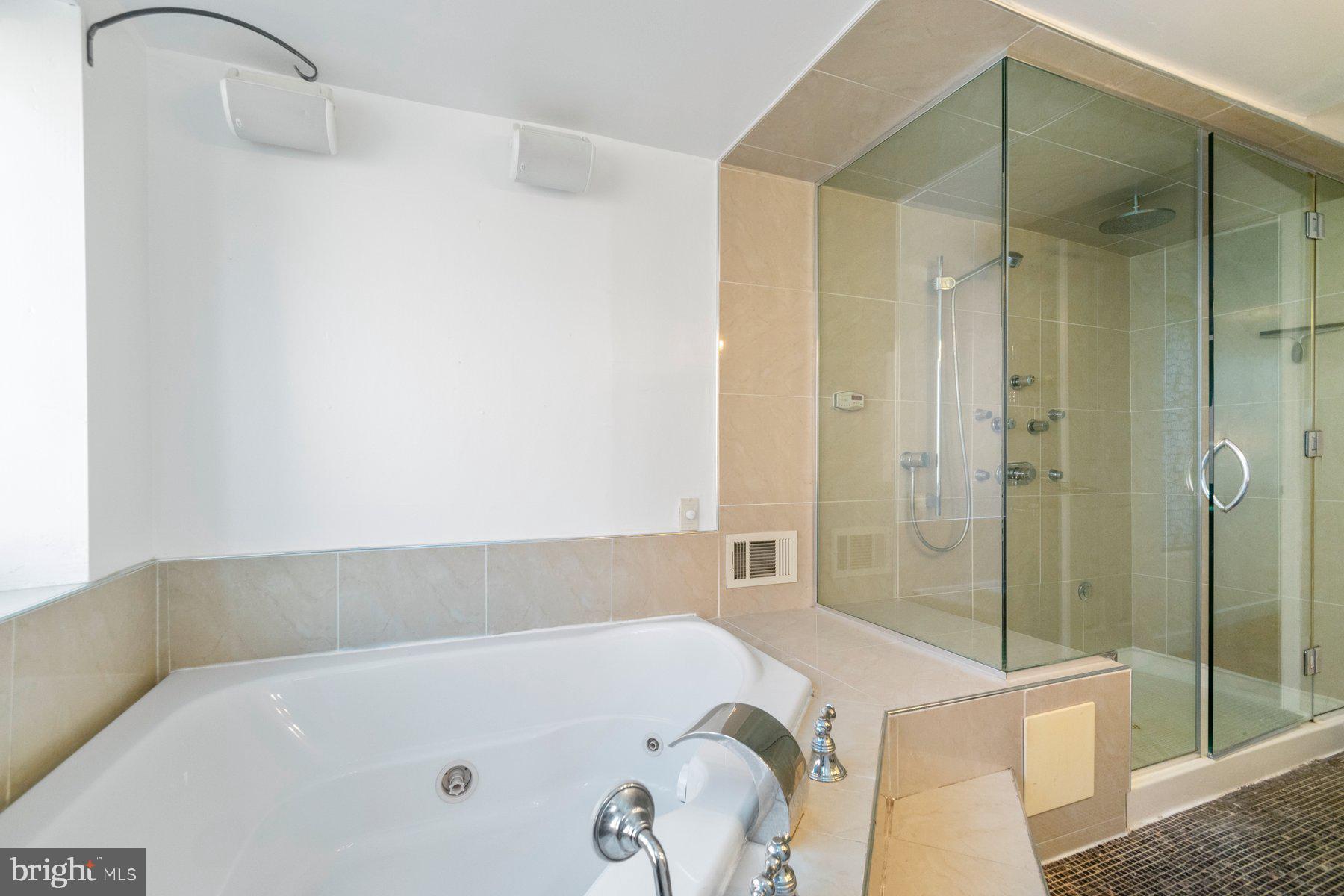 FEDERAL HILL HISTORIC DISTRICT - Residential Lease