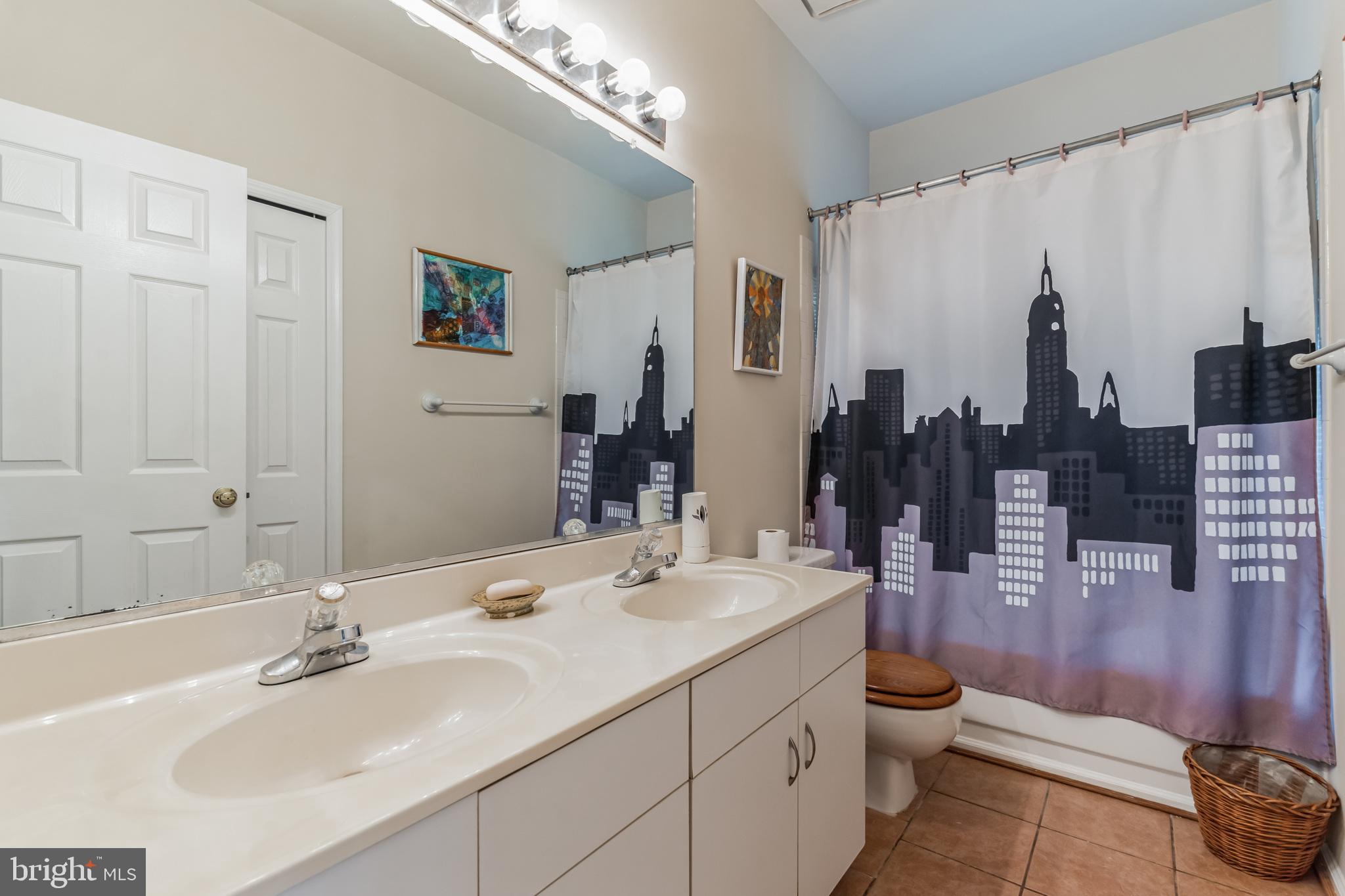 NORTHRIDGE PLAT 14 - Residential