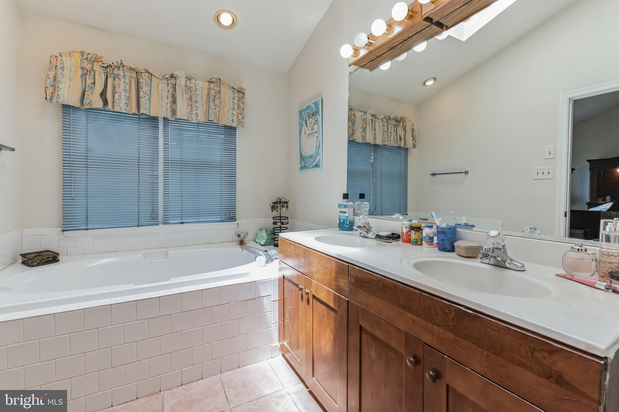 NORTHRIDGE PLAT 14 - Residential