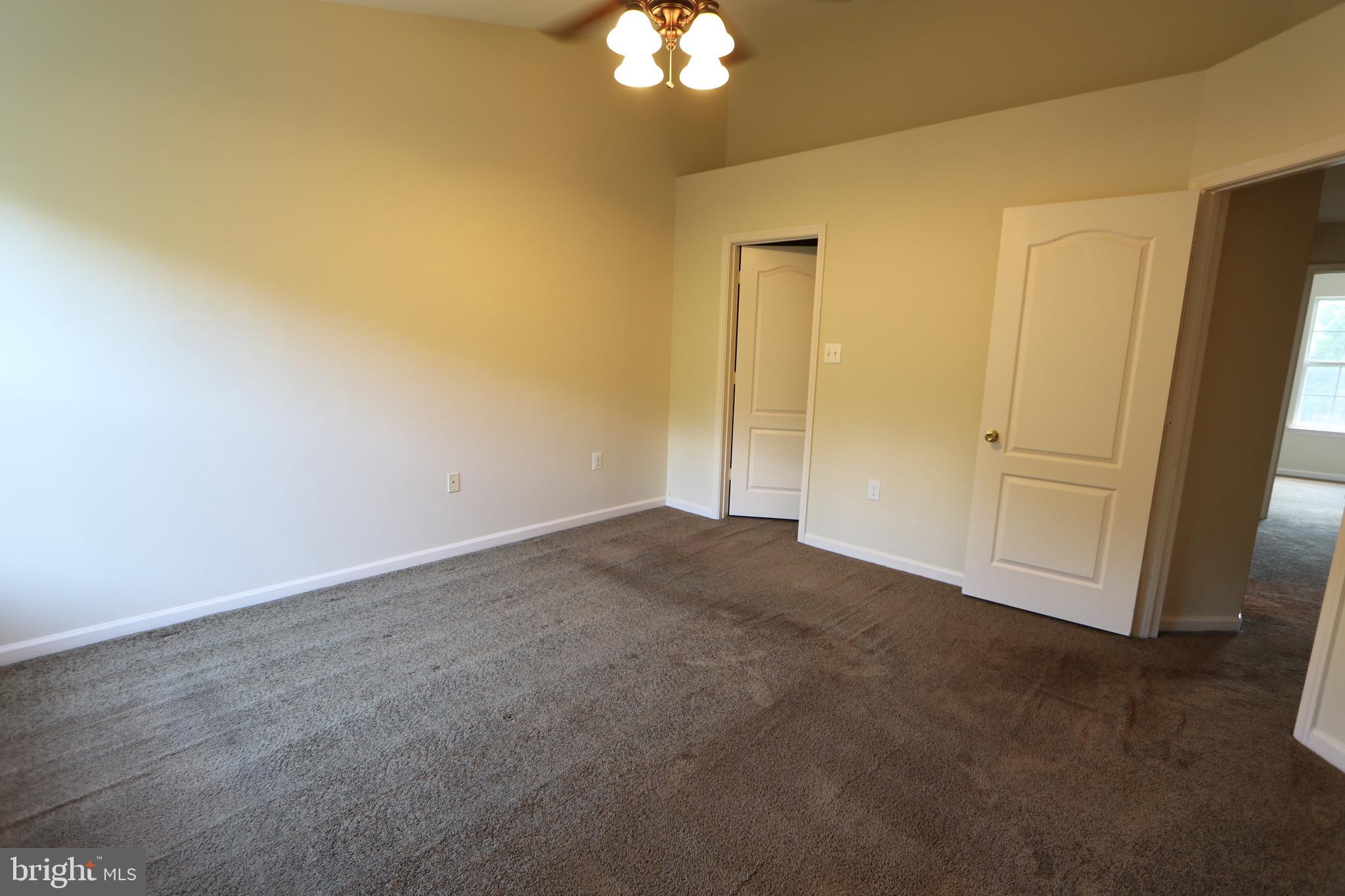 KINGSVIEW SUB - Residential Lease