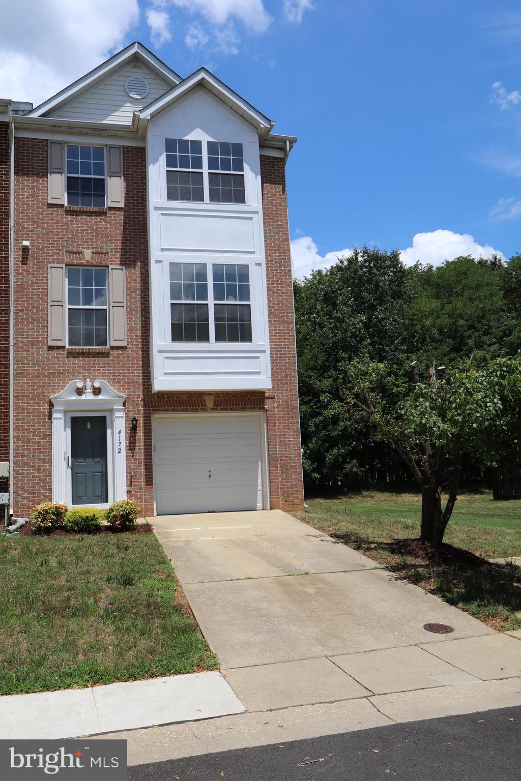 KINGSVIEW SUB - Residential Lease