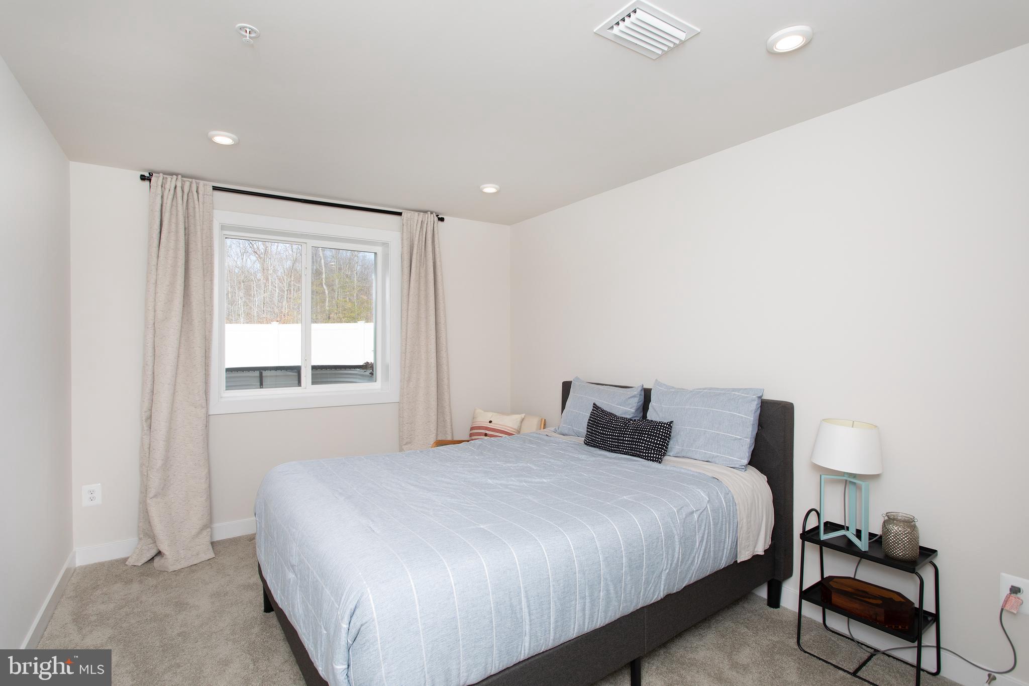 BRENTWOOD - Residential