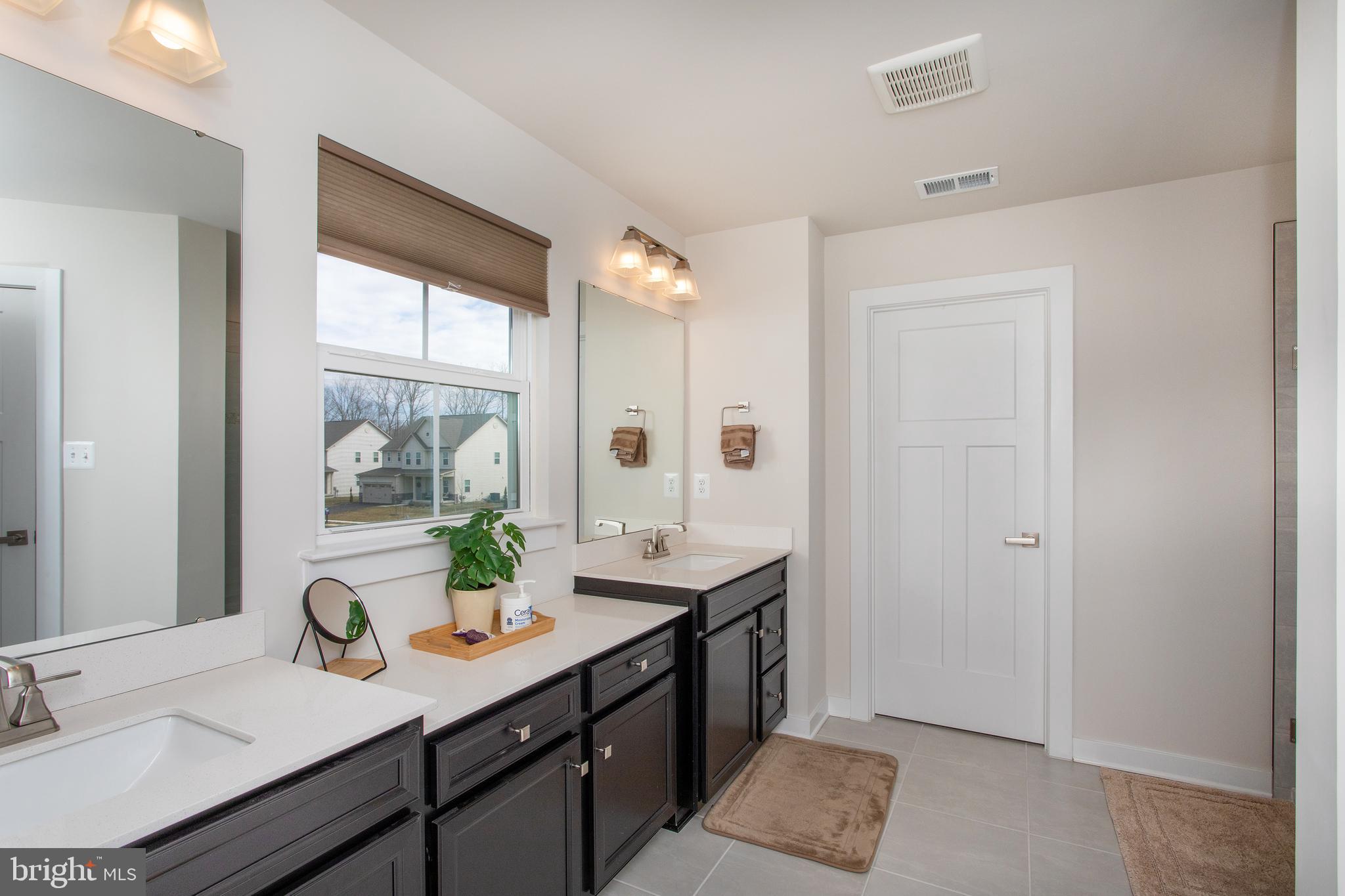 BRENTWOOD - Residential