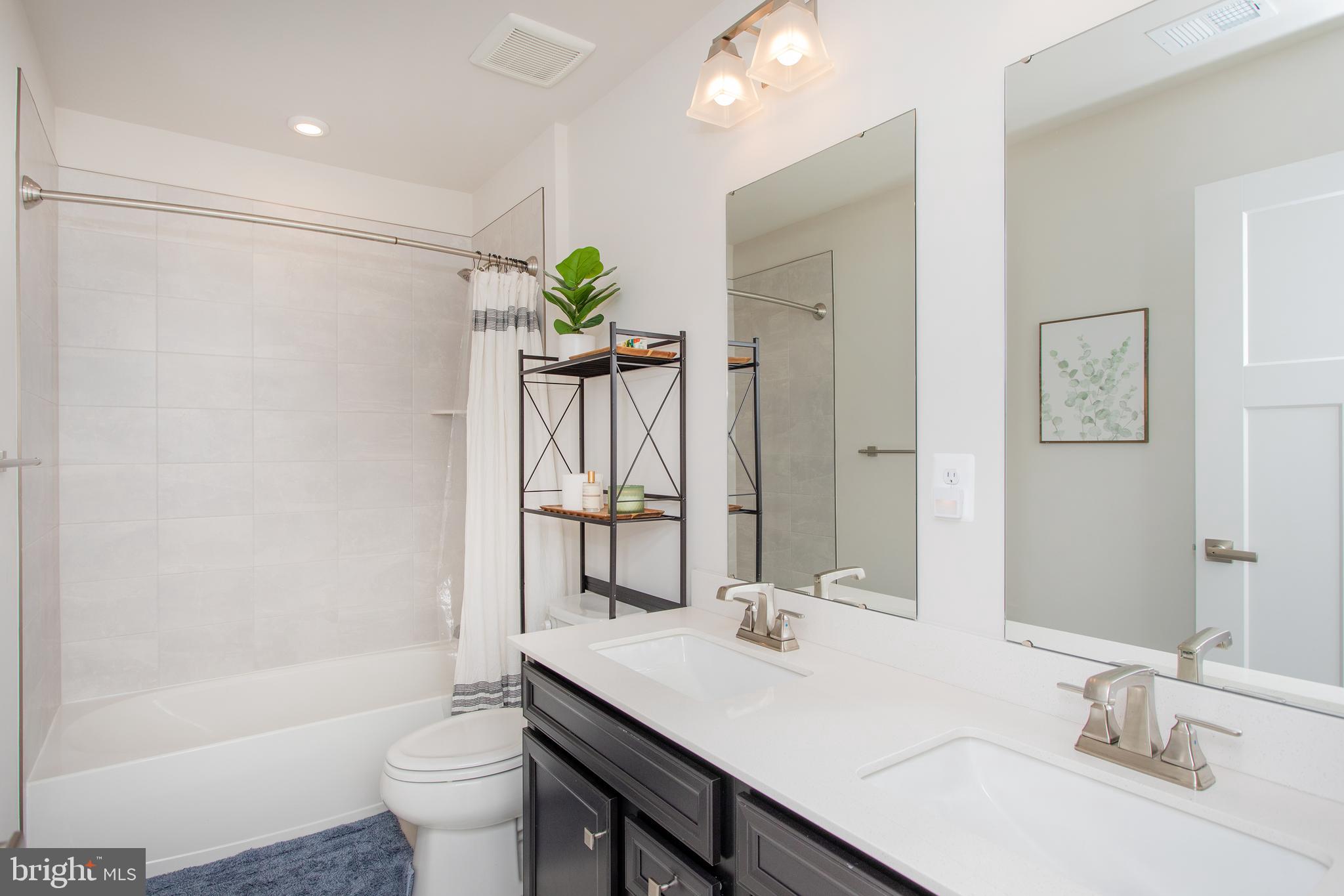 BRENTWOOD - Residential