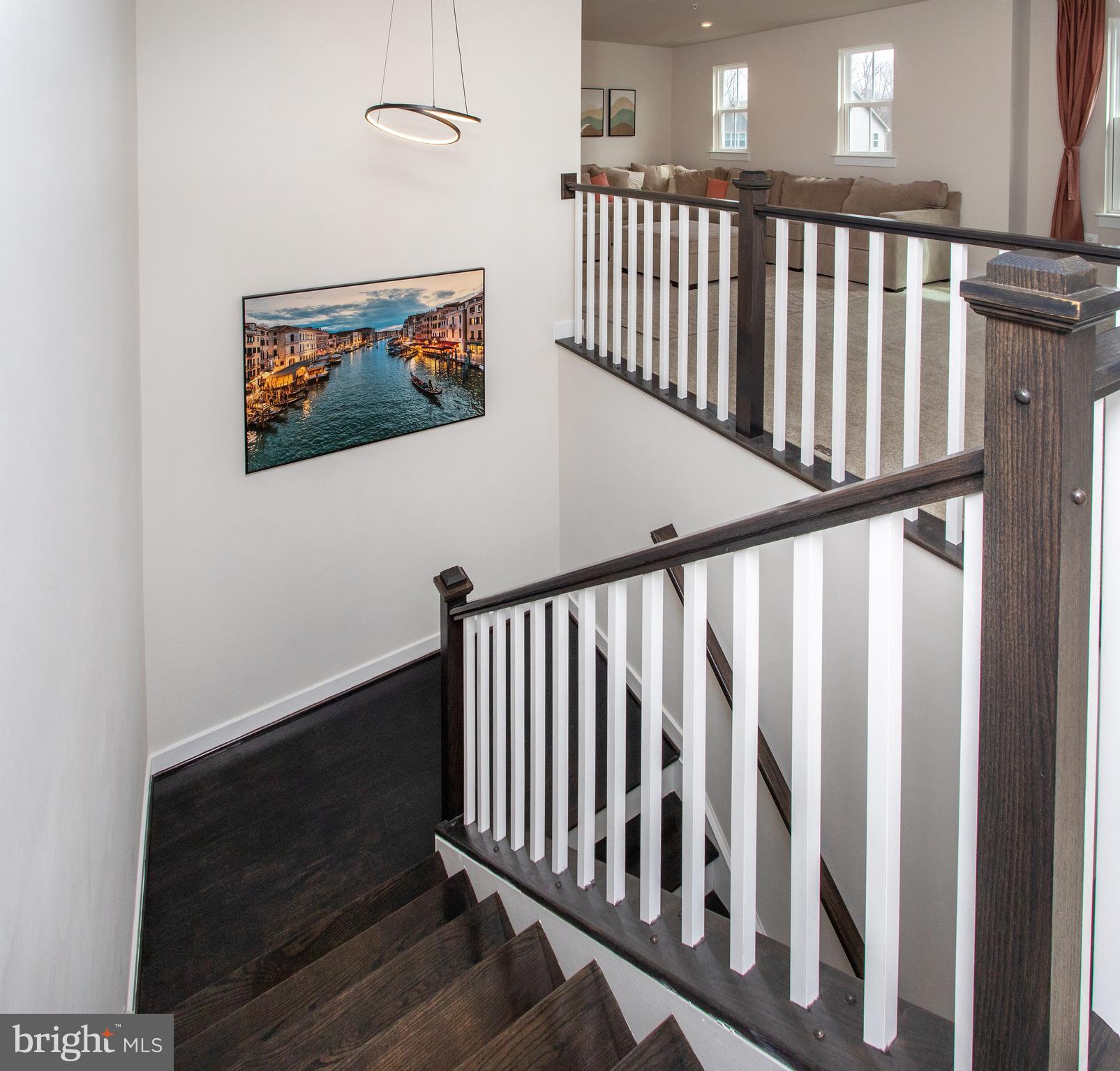 BRENTWOOD - Residential