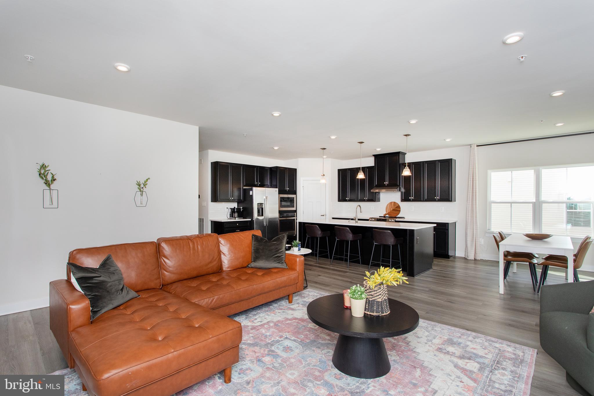 BRENTWOOD - Residential