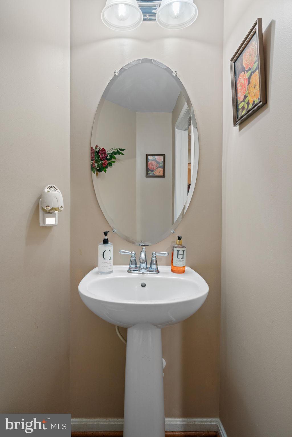 EAGLES POINTE - Residential