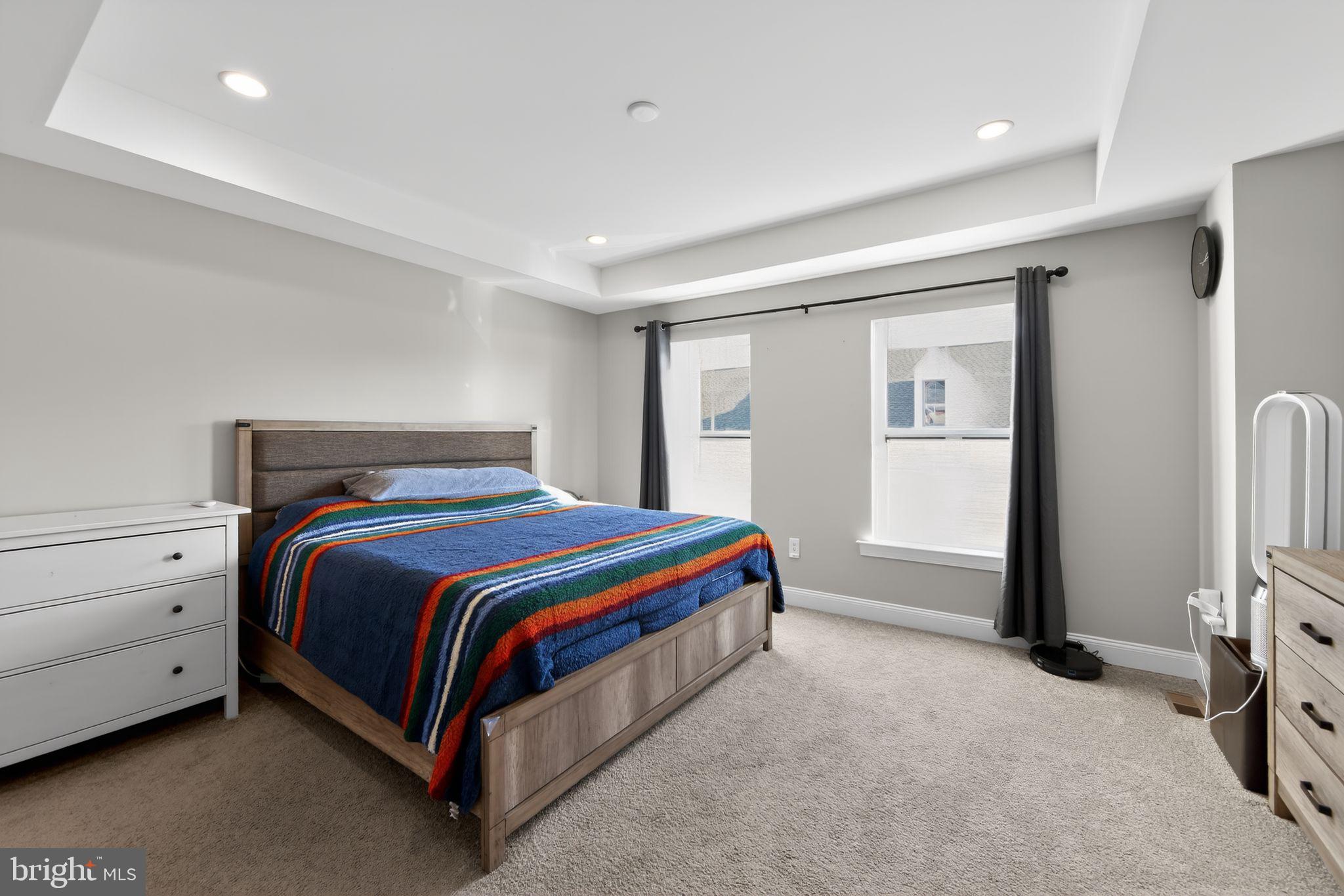 FREELAND SQUARE - Residential