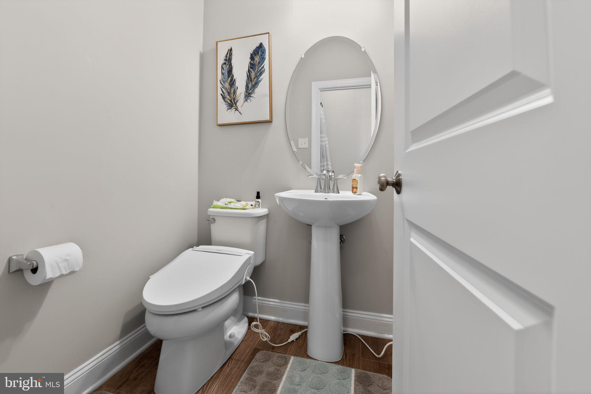 FREELAND SQUARE - Residential