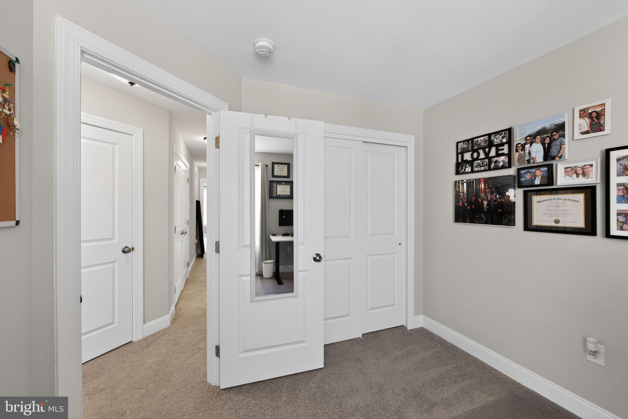 FREELAND SQUARE - Residential