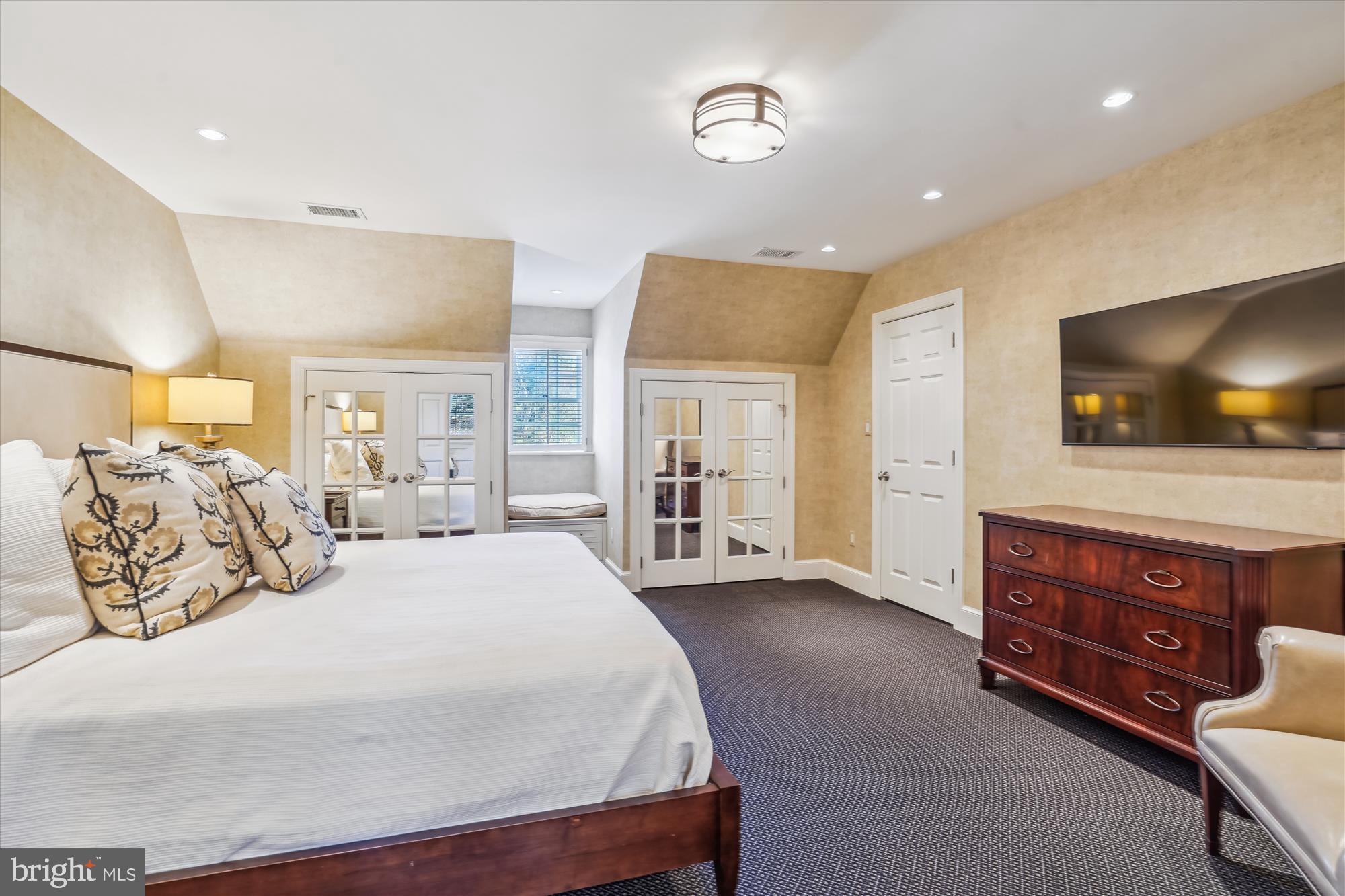 SUMNER - Residential