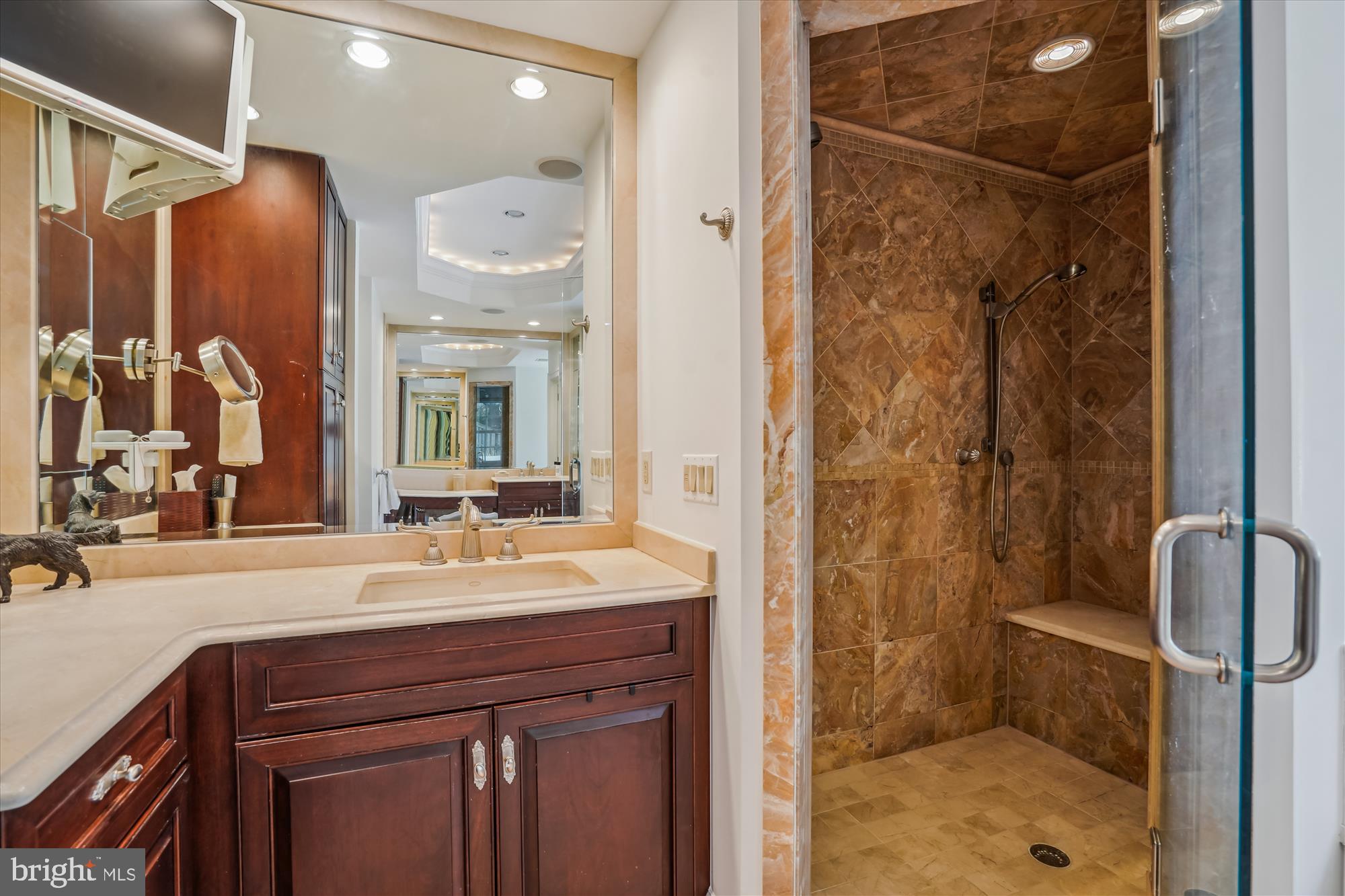 SUMNER - Residential