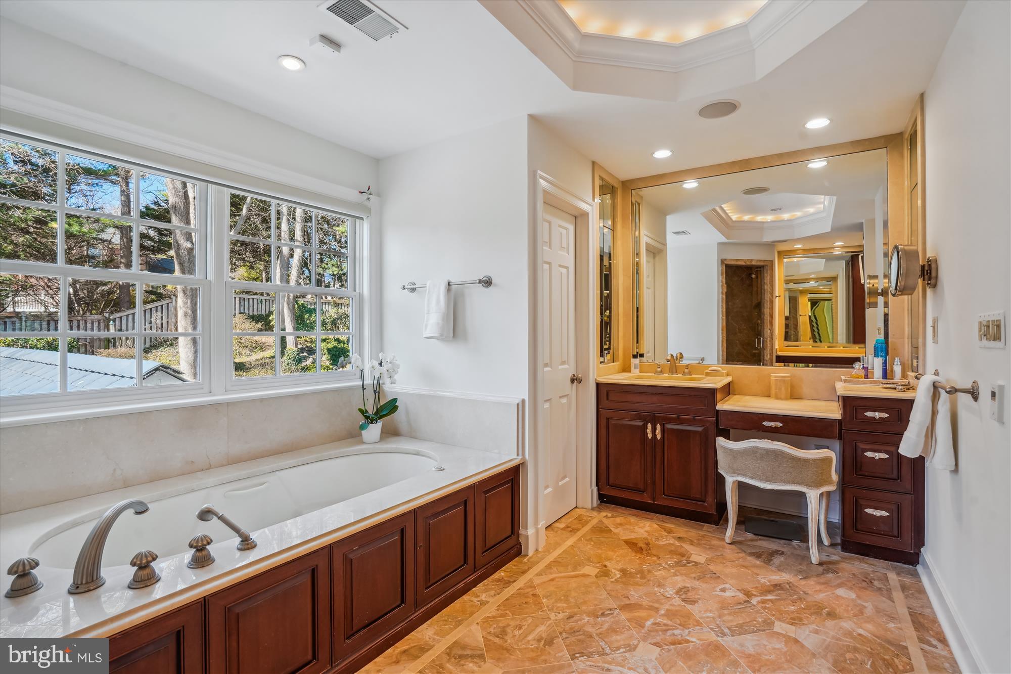 SUMNER - Residential