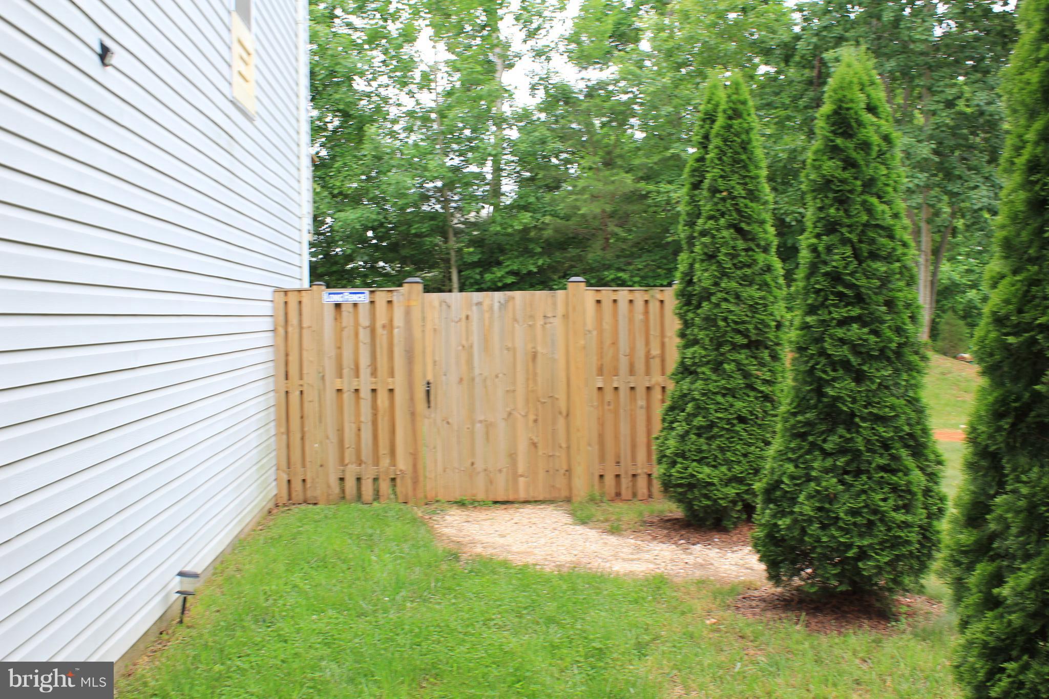 RIDGEFIELD CROSSING - Residential Lease