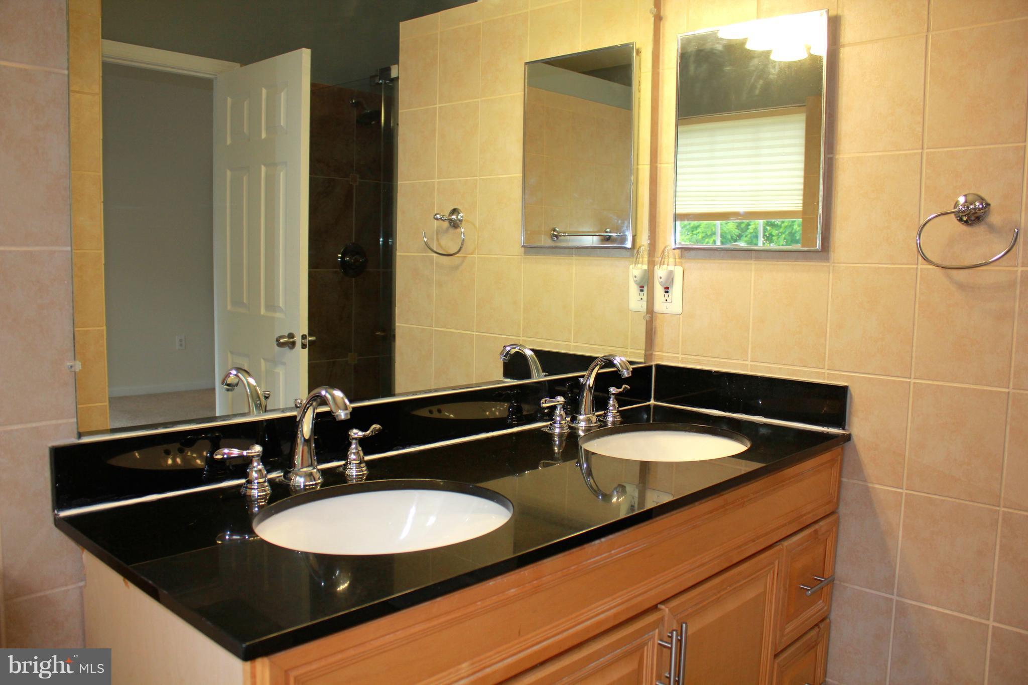 RIDGEFIELD CROSSING - Residential Lease