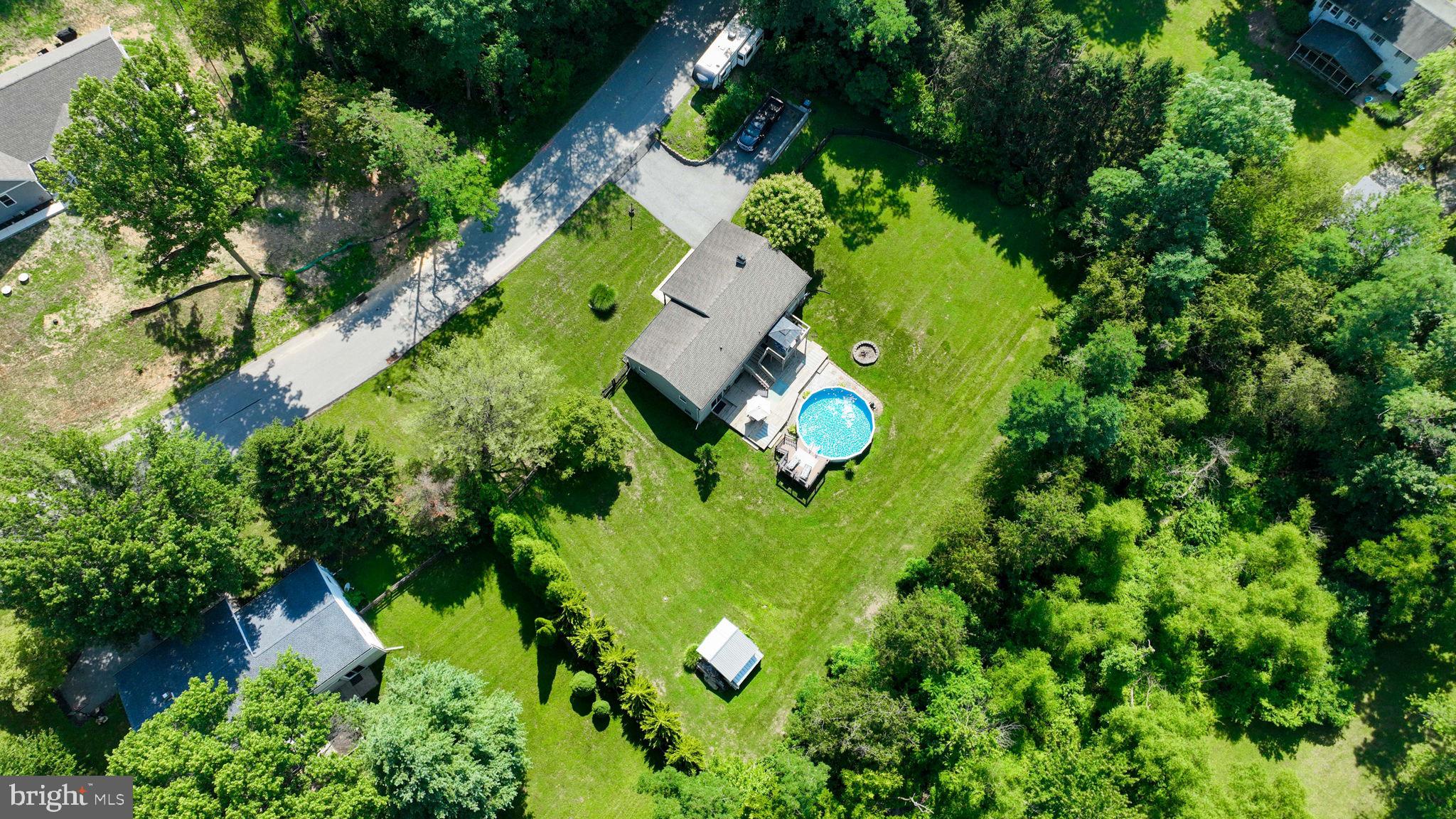 888 COUNTRY LANE