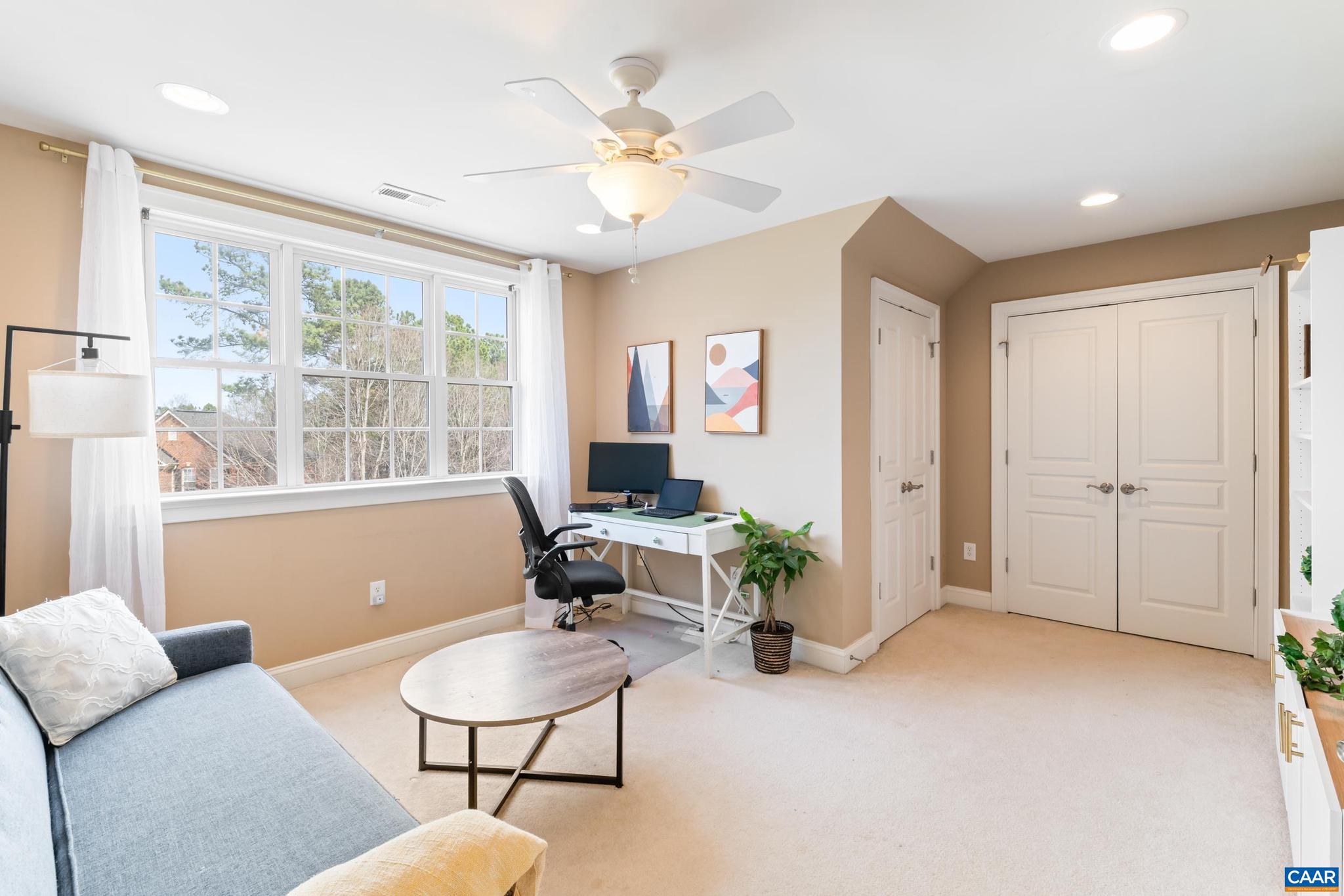 SPRING CREEK - Residential