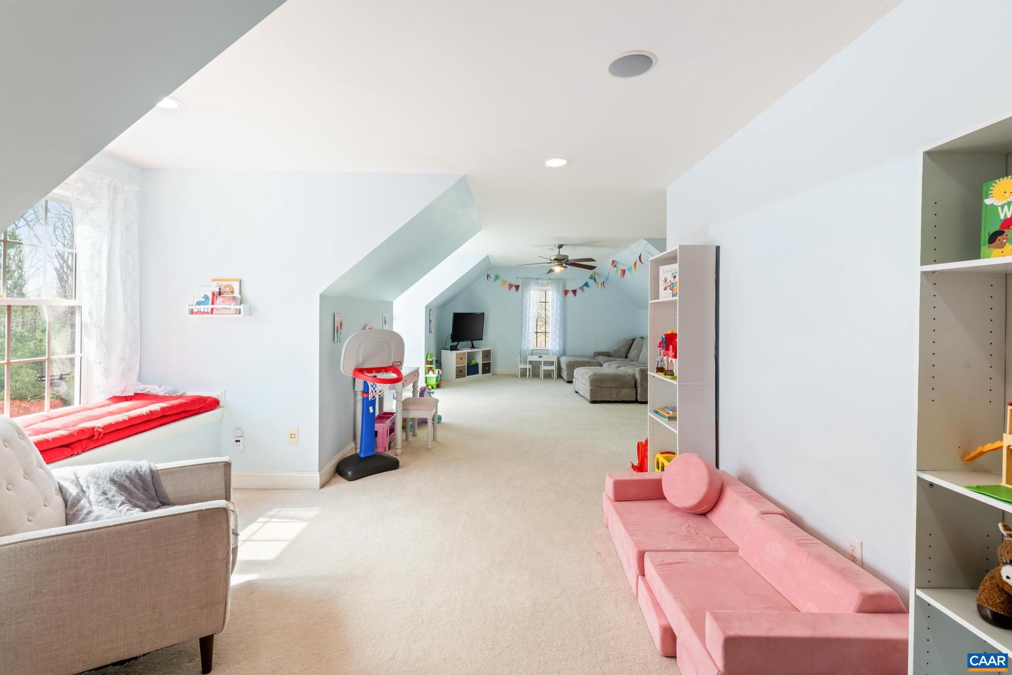 SPRING CREEK - Residential