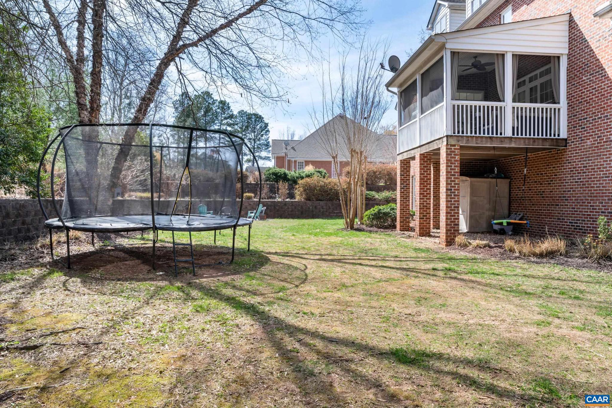 SPRING CREEK - Residential