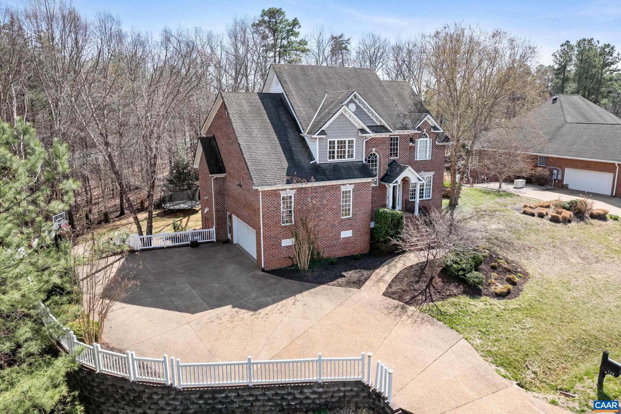 SPRING CREEK - Residential