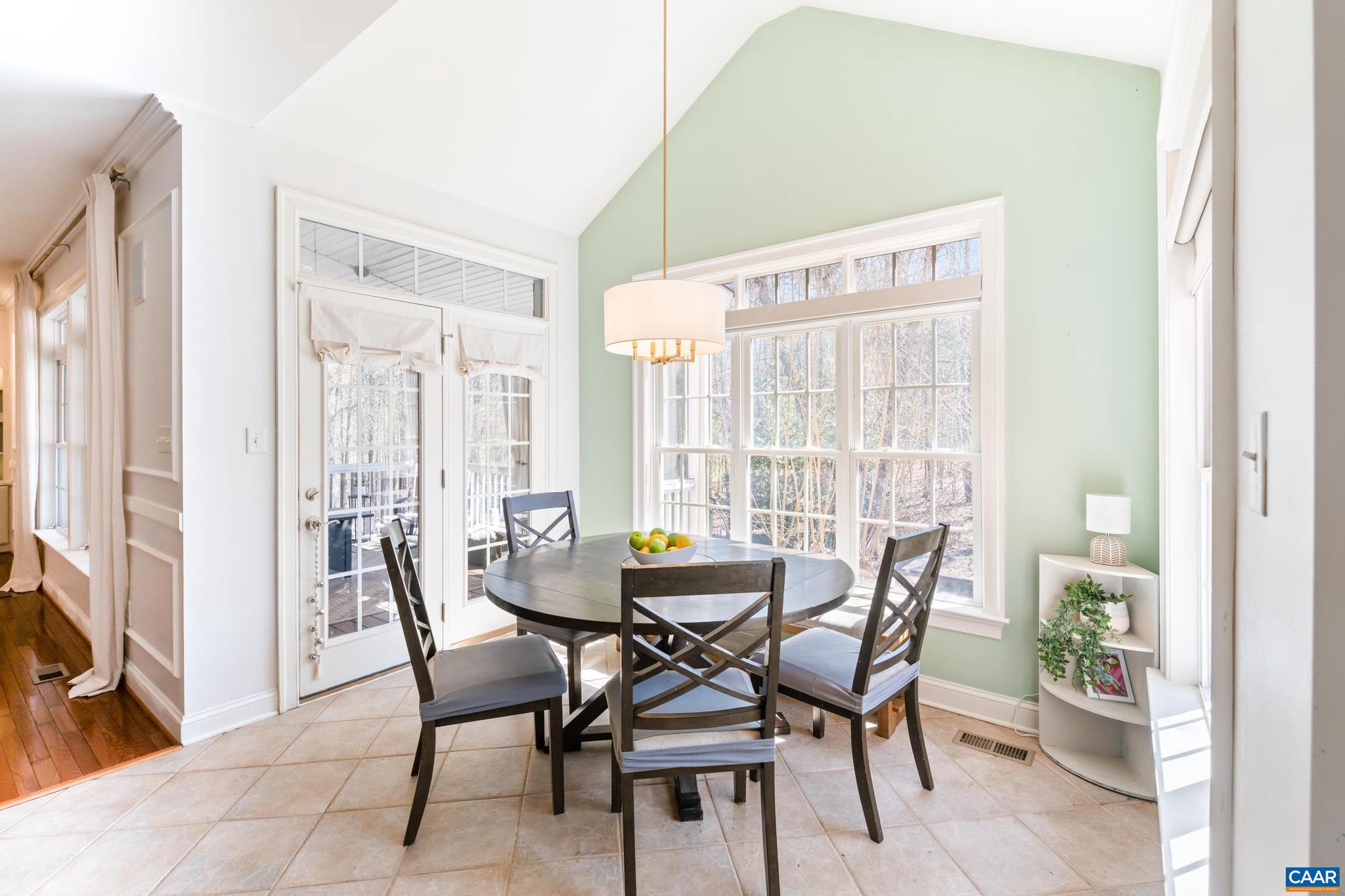 SPRING CREEK - Residential