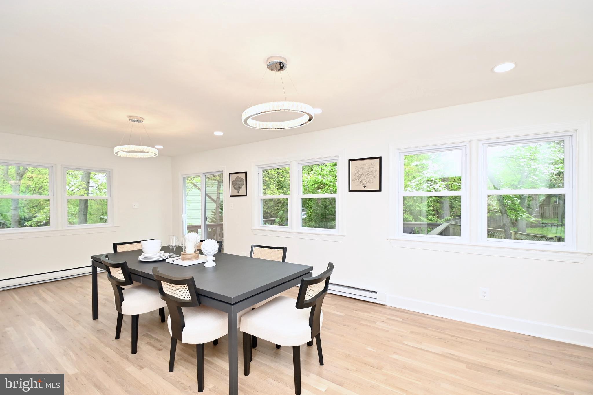 VICTORIA WOODS - Residential