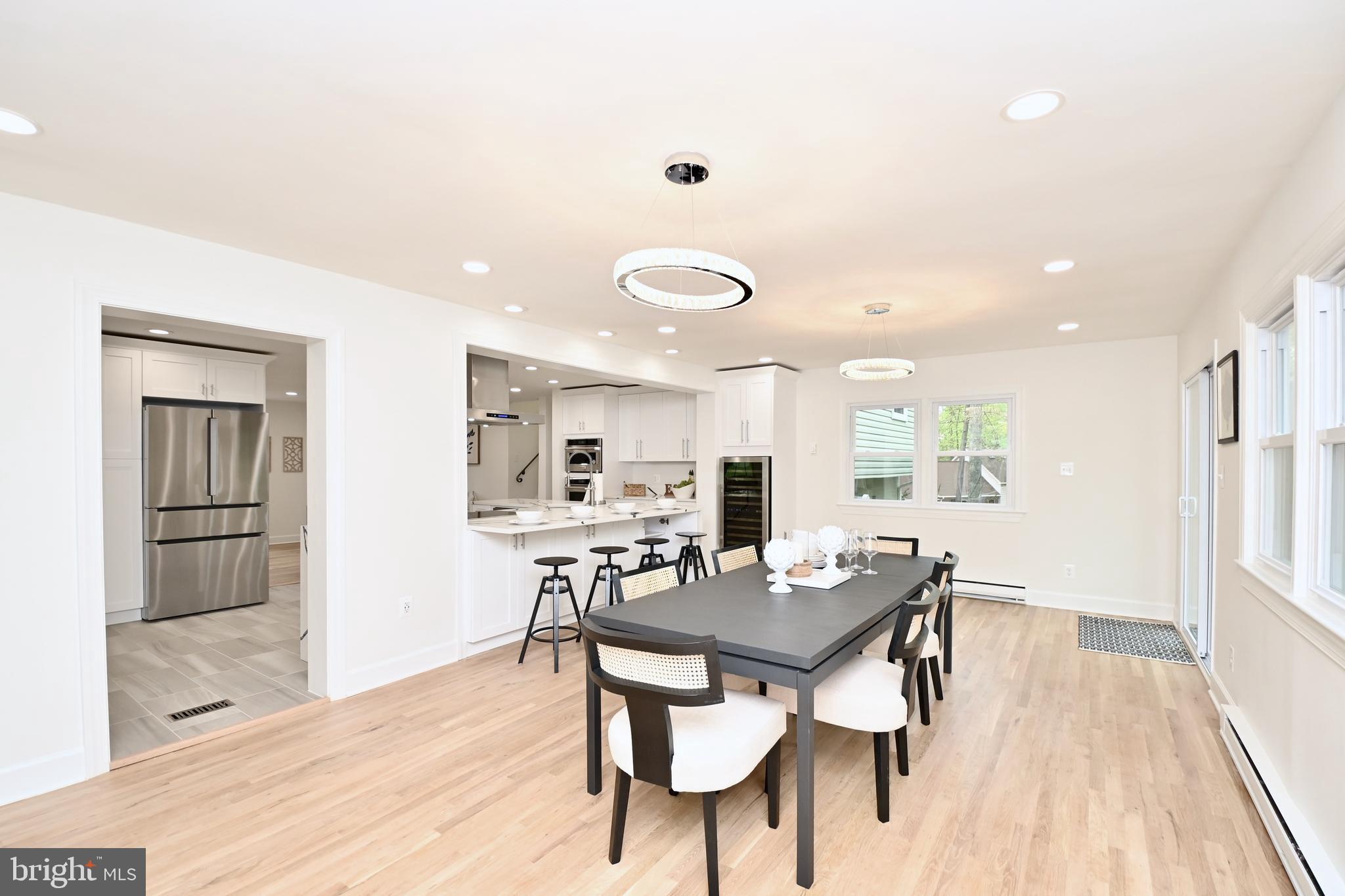 VICTORIA WOODS - Residential